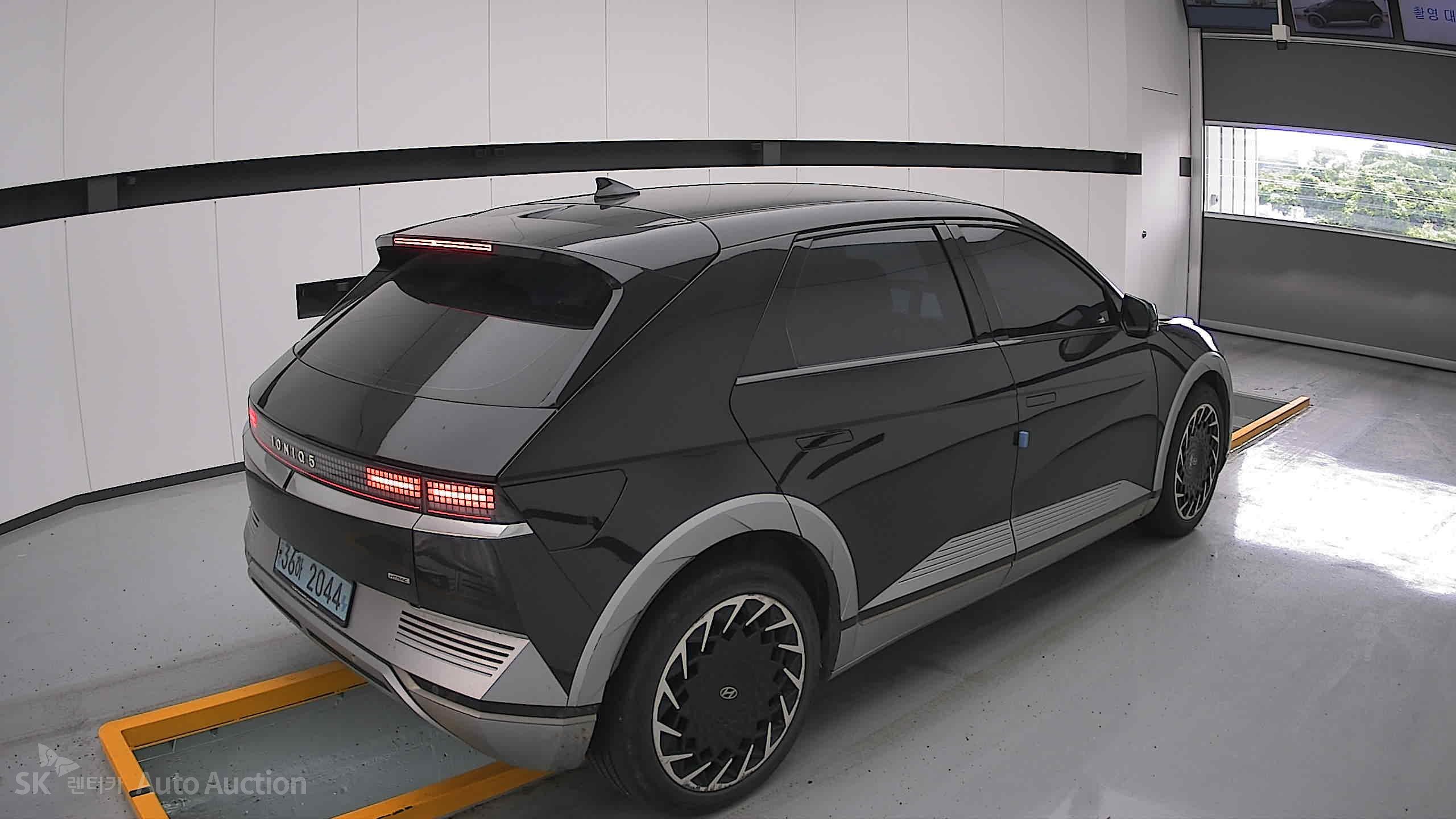 2022 - hyundai ioniq