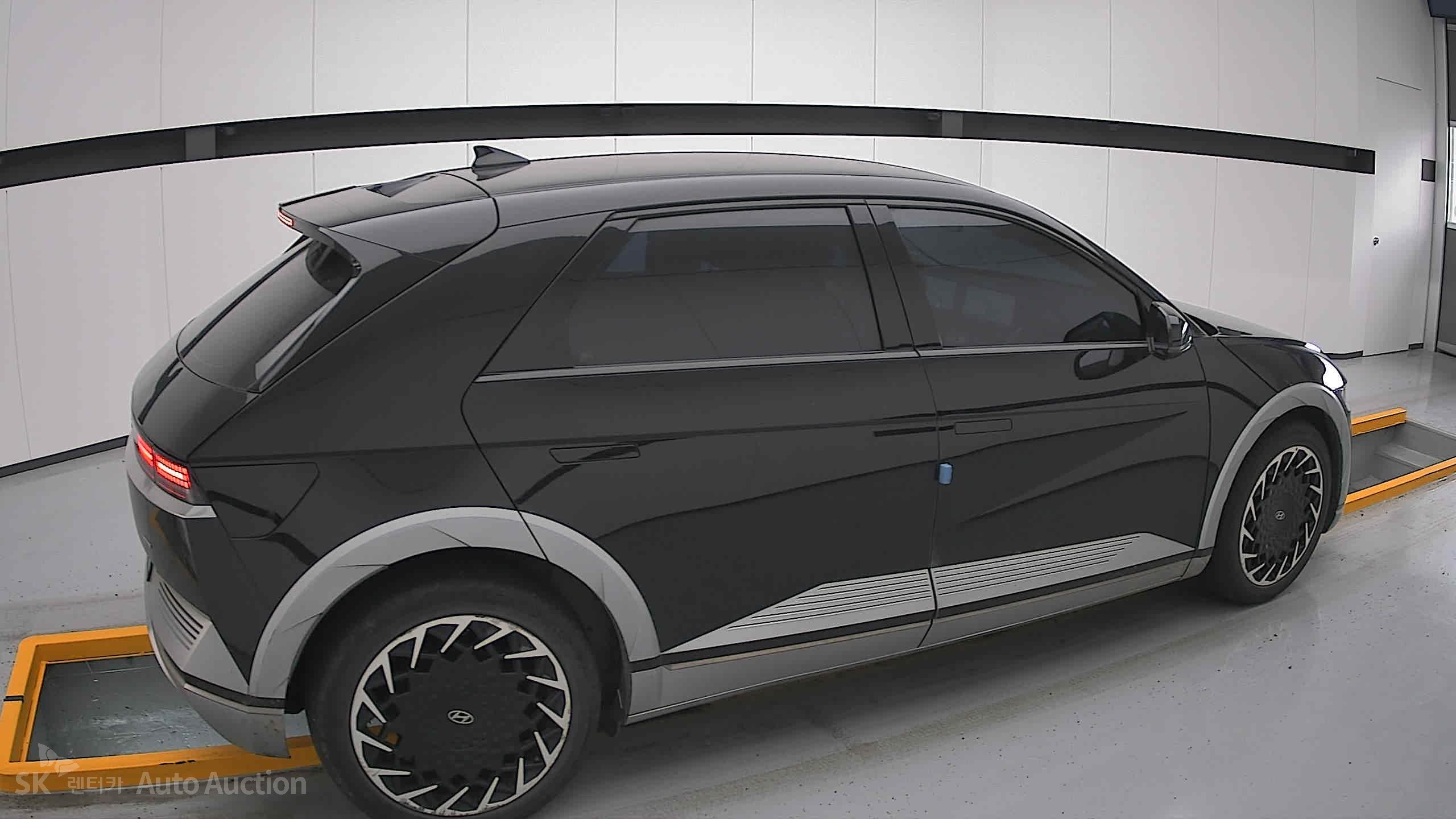 2022 - hyundai ioniq