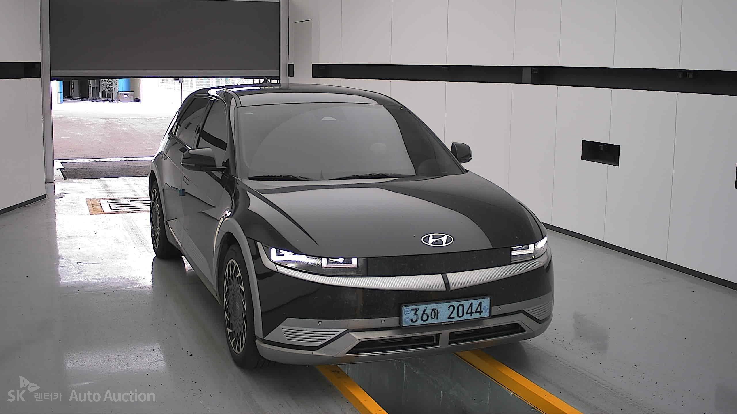 2022 - hyundai ioniq