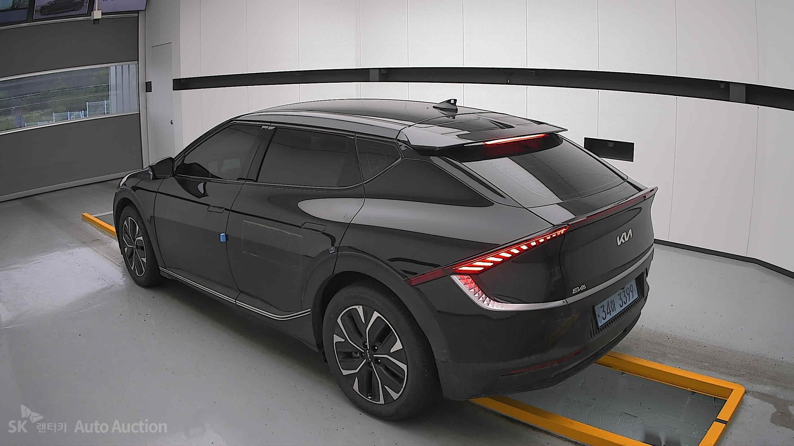 2022 - kia ev6