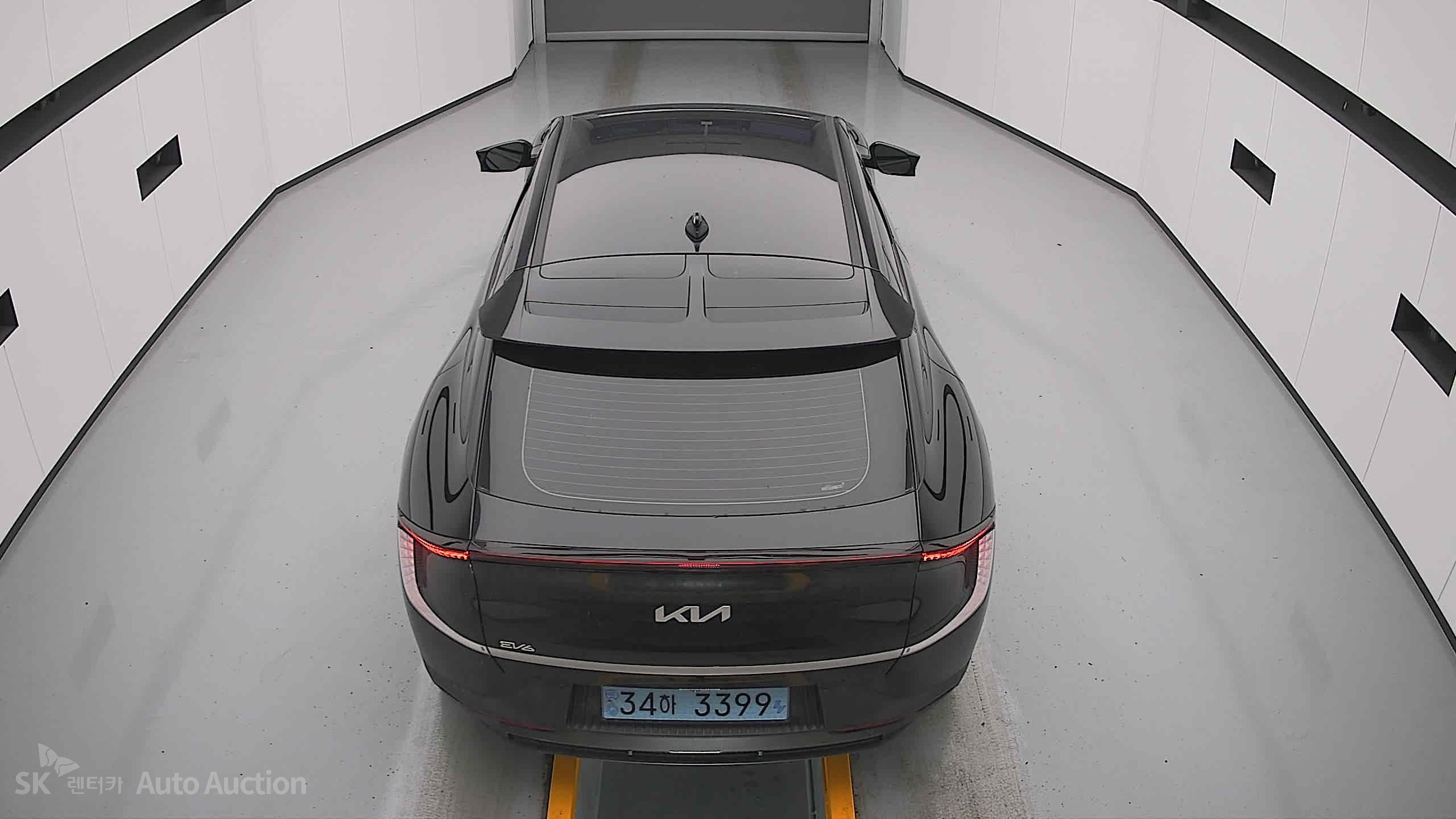 2022 - kia ev6