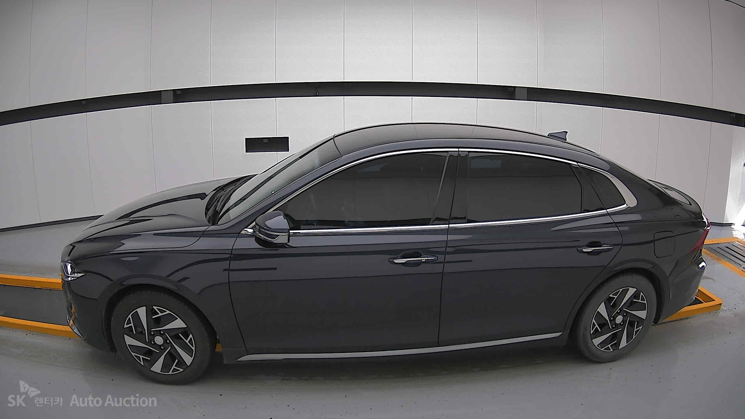 2020 - hyundai grandeur