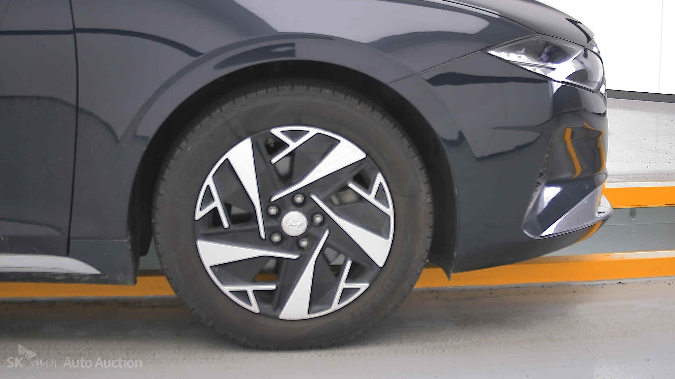 2020 - hyundai grandeur