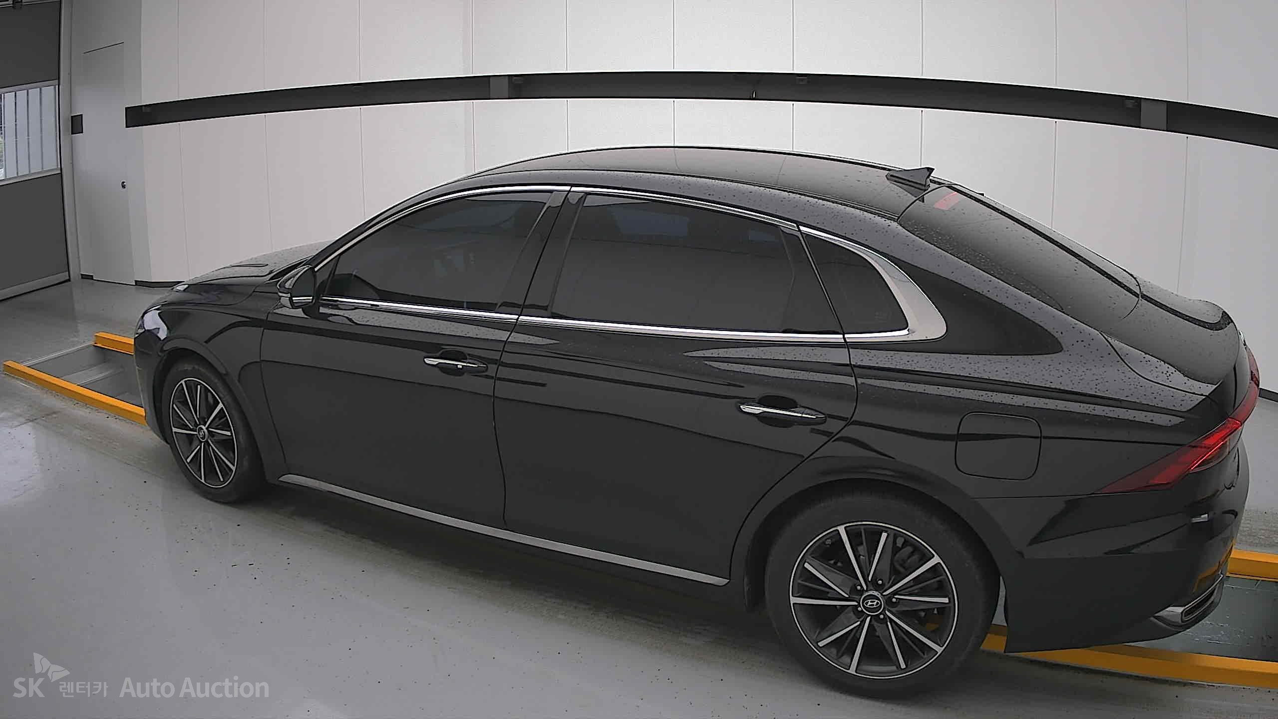 2022 - hyundai grandeur