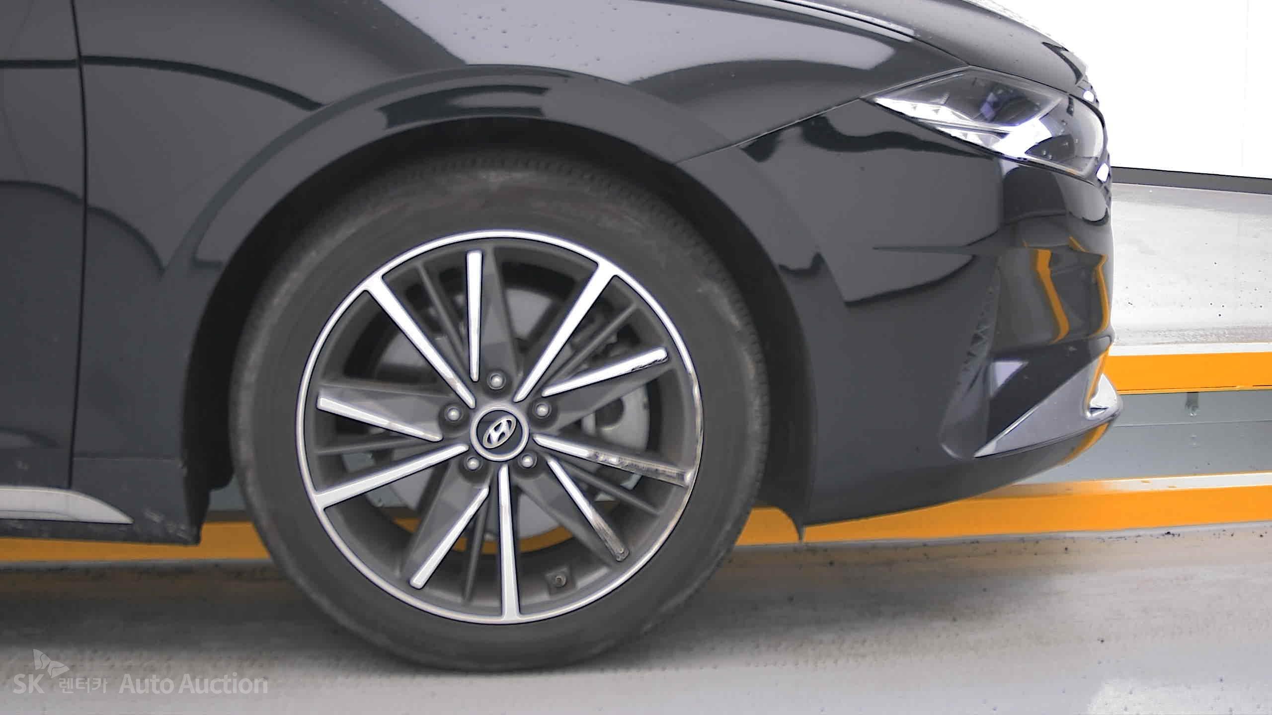 2022 - hyundai grandeur