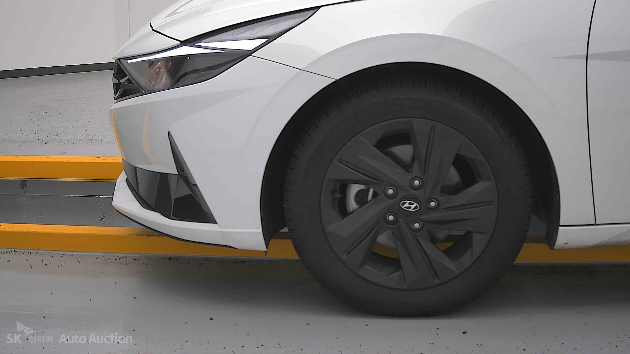 2023 - hyundai avante