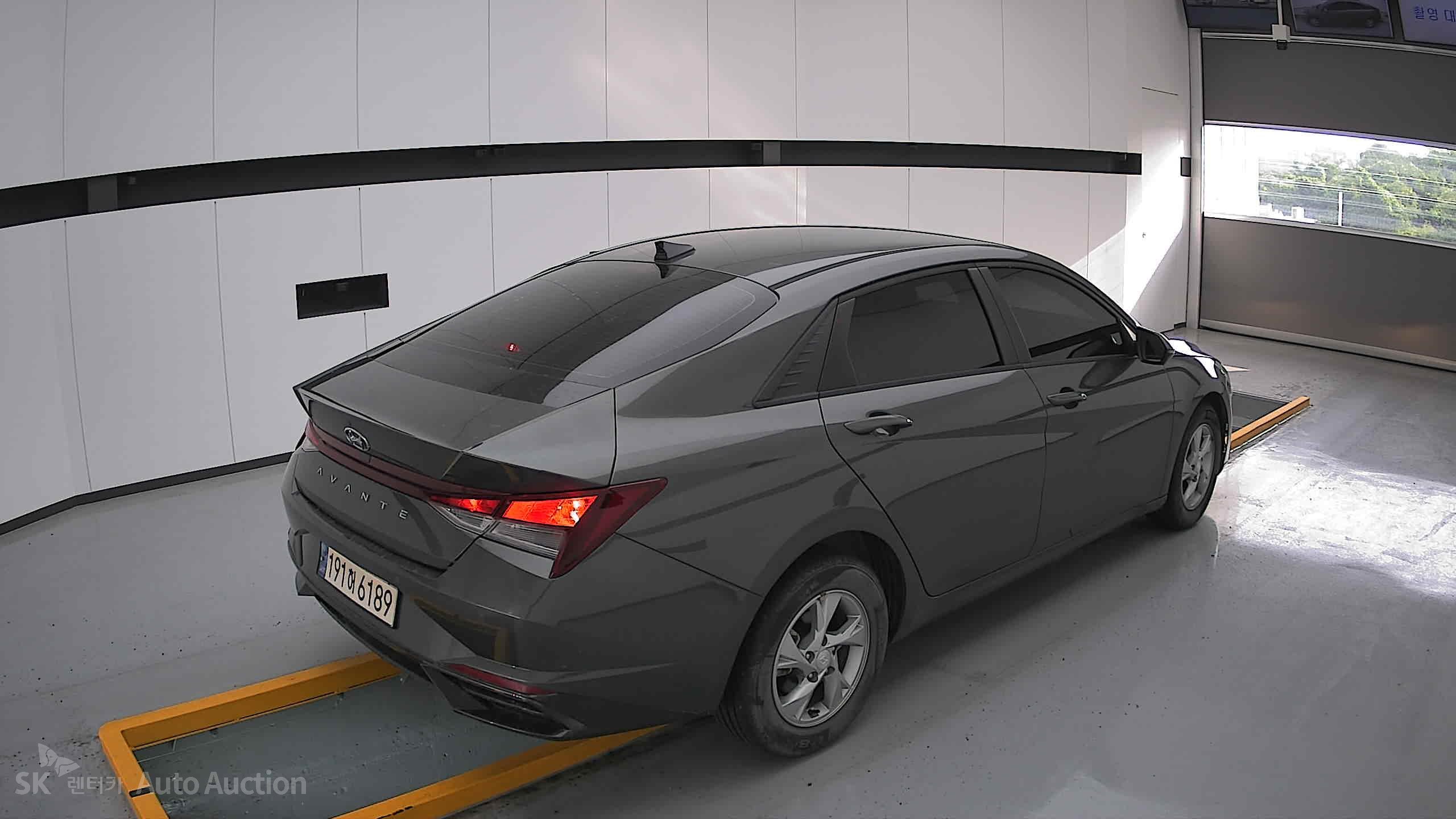 2023 - hyundai avante