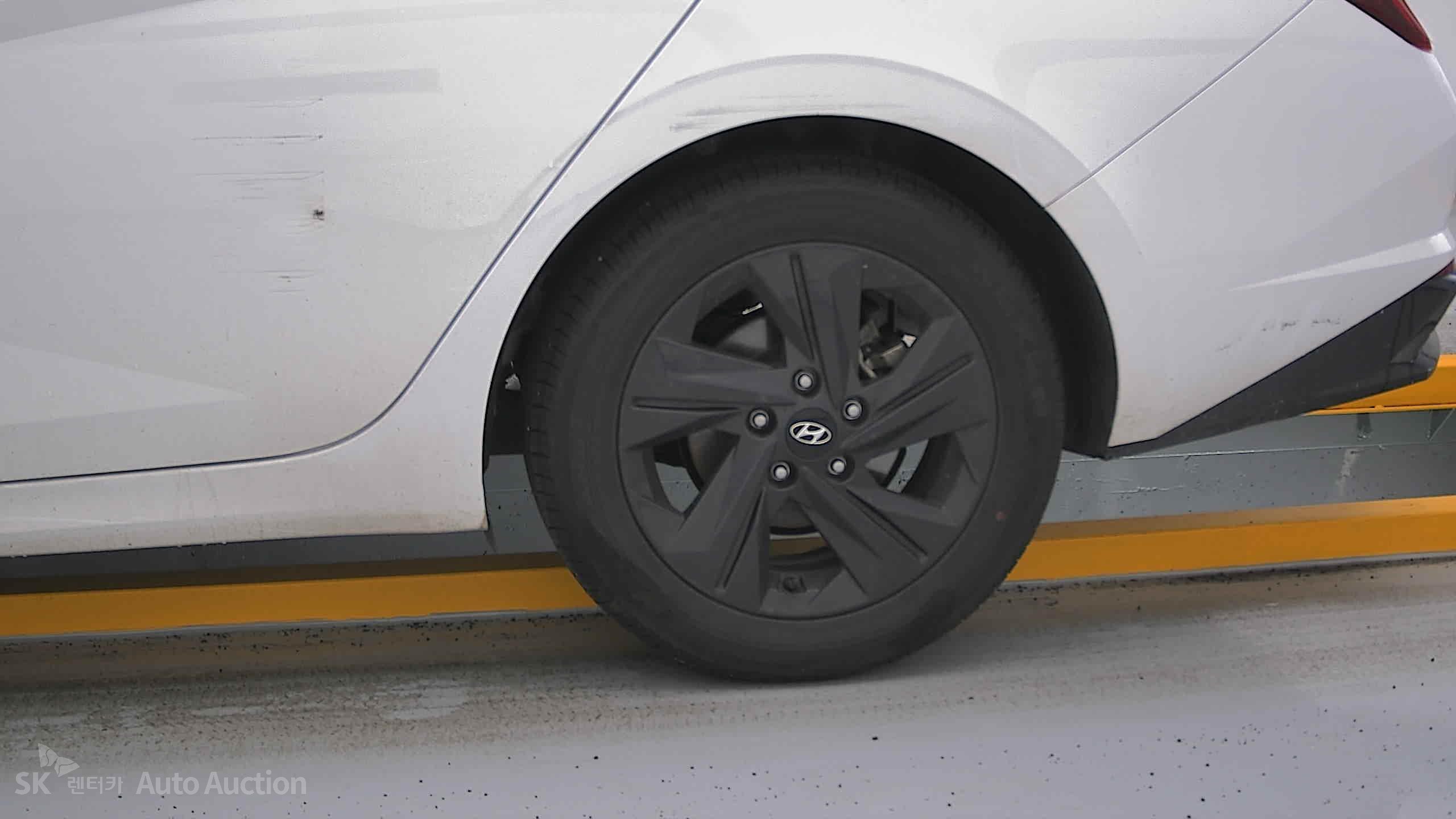 2023 - hyundai avante