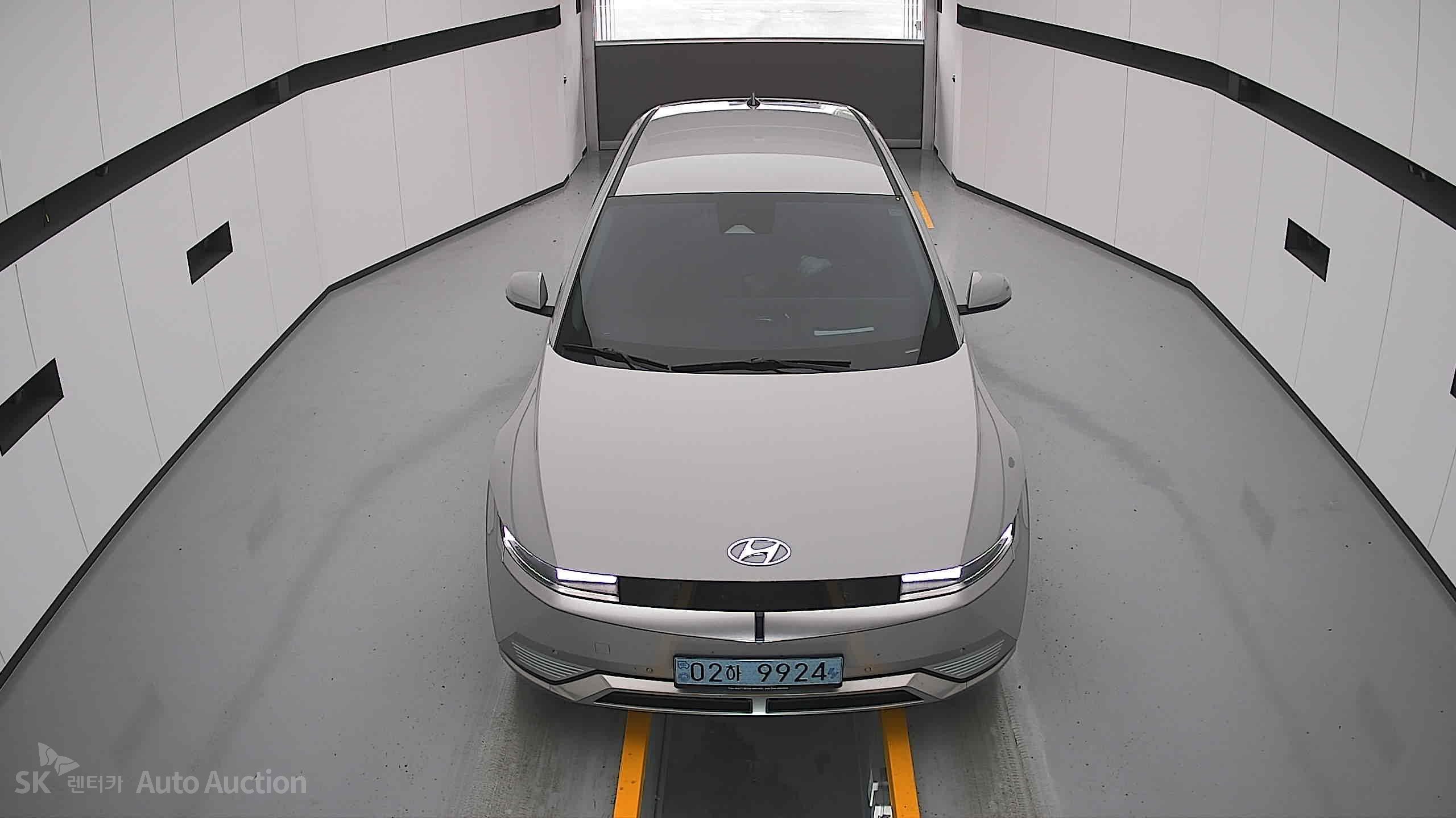 2022 - hyundai ioniq
