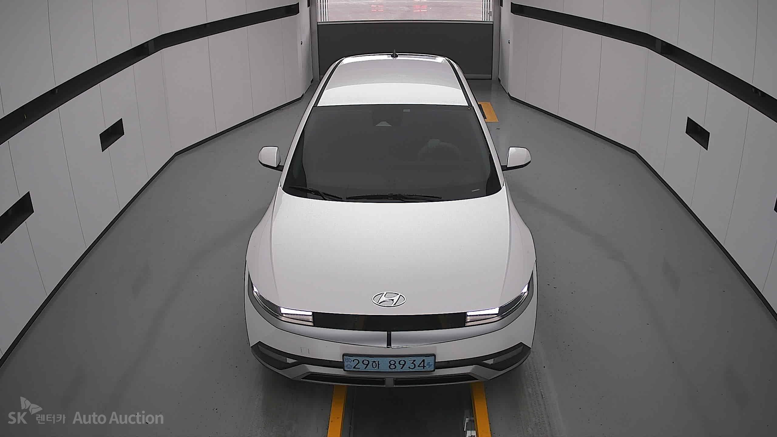 2022 - hyundai ioniq