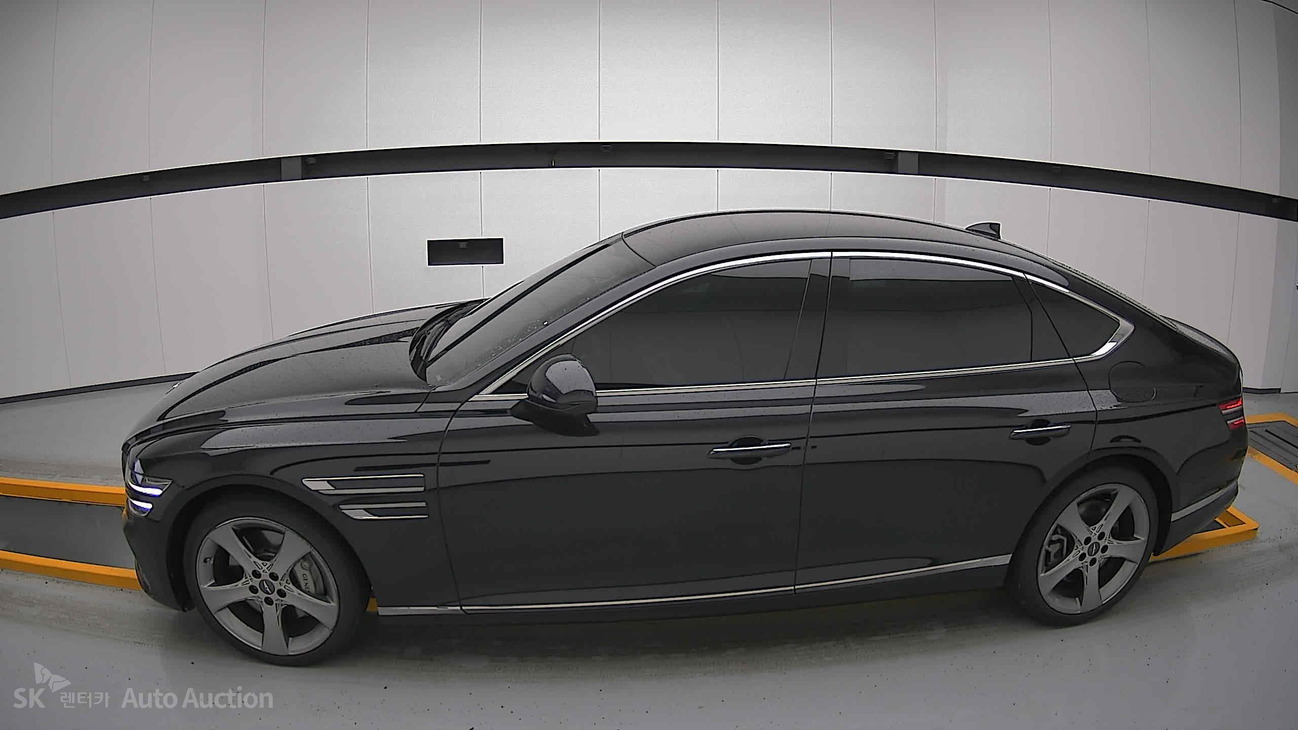 2022 - genesis g80