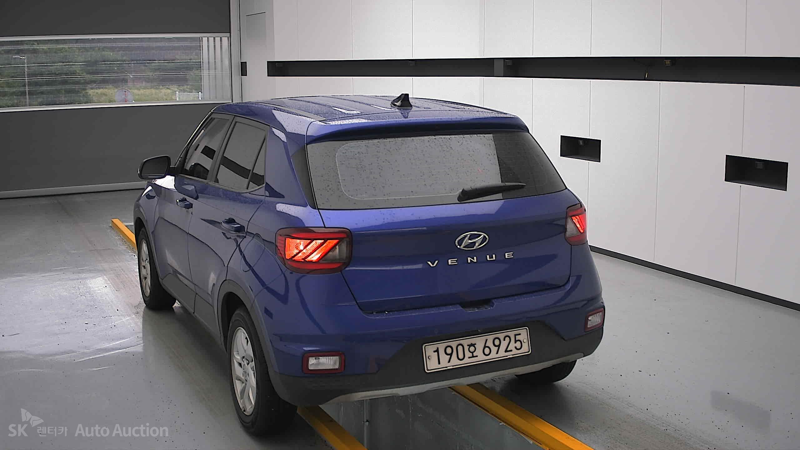 2022 - hyundai venue