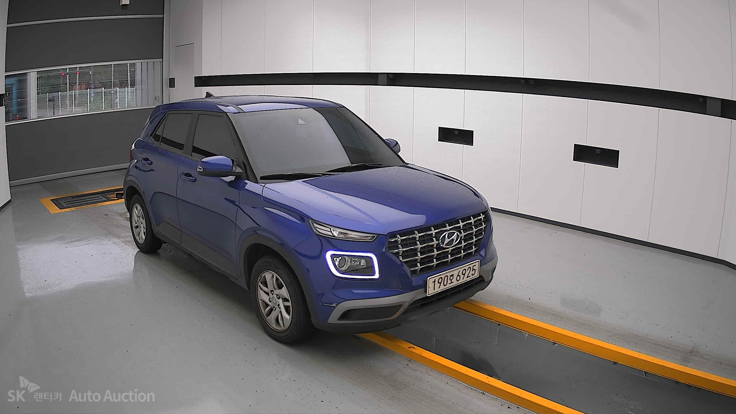 2022 - hyundai venue