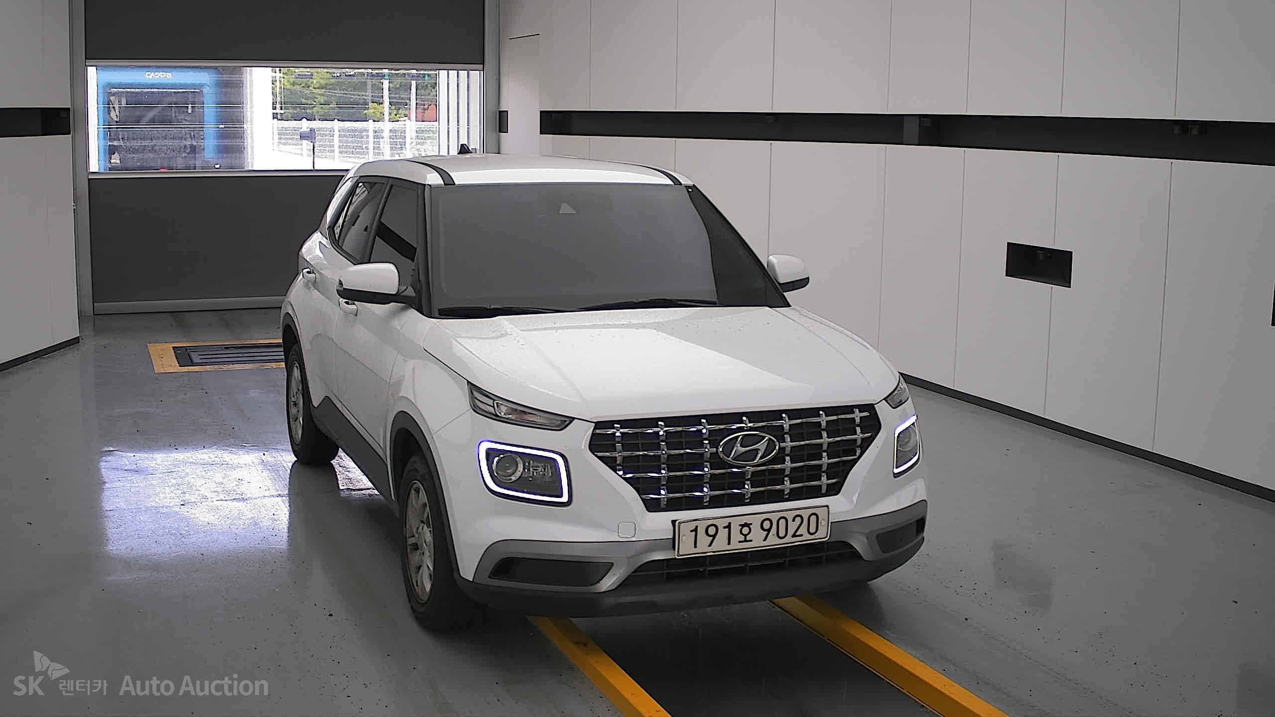 2022 - hyundai venue