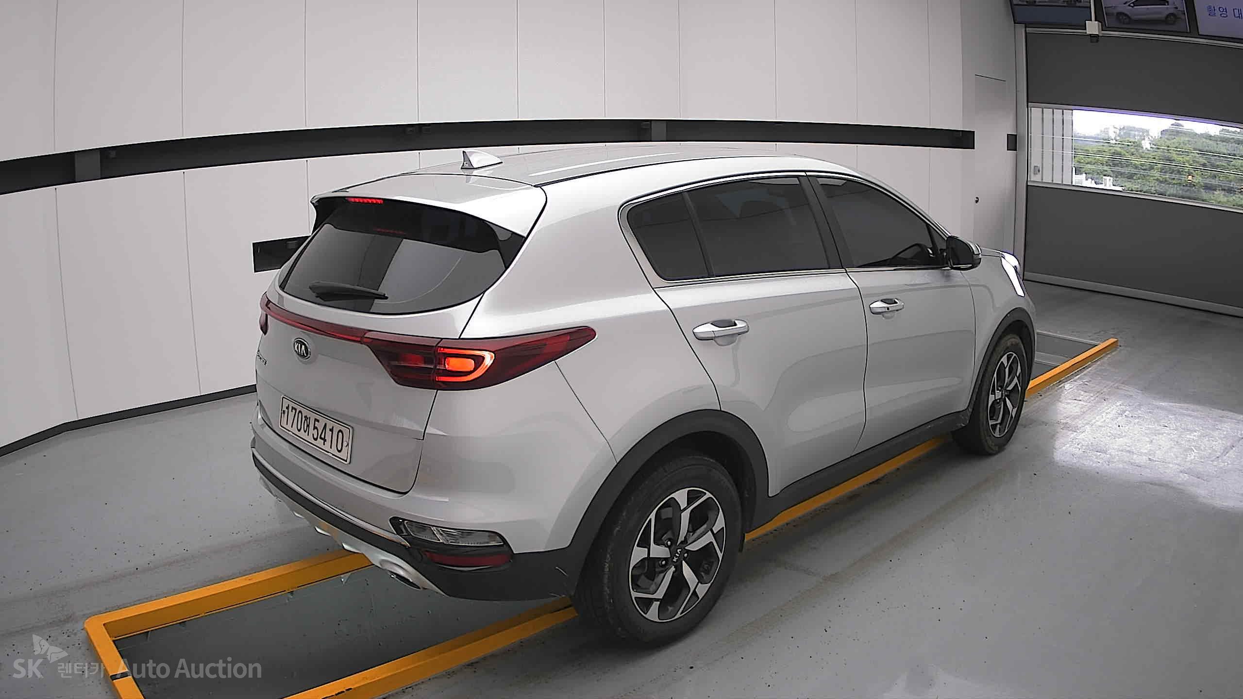 2022 - kia sportage