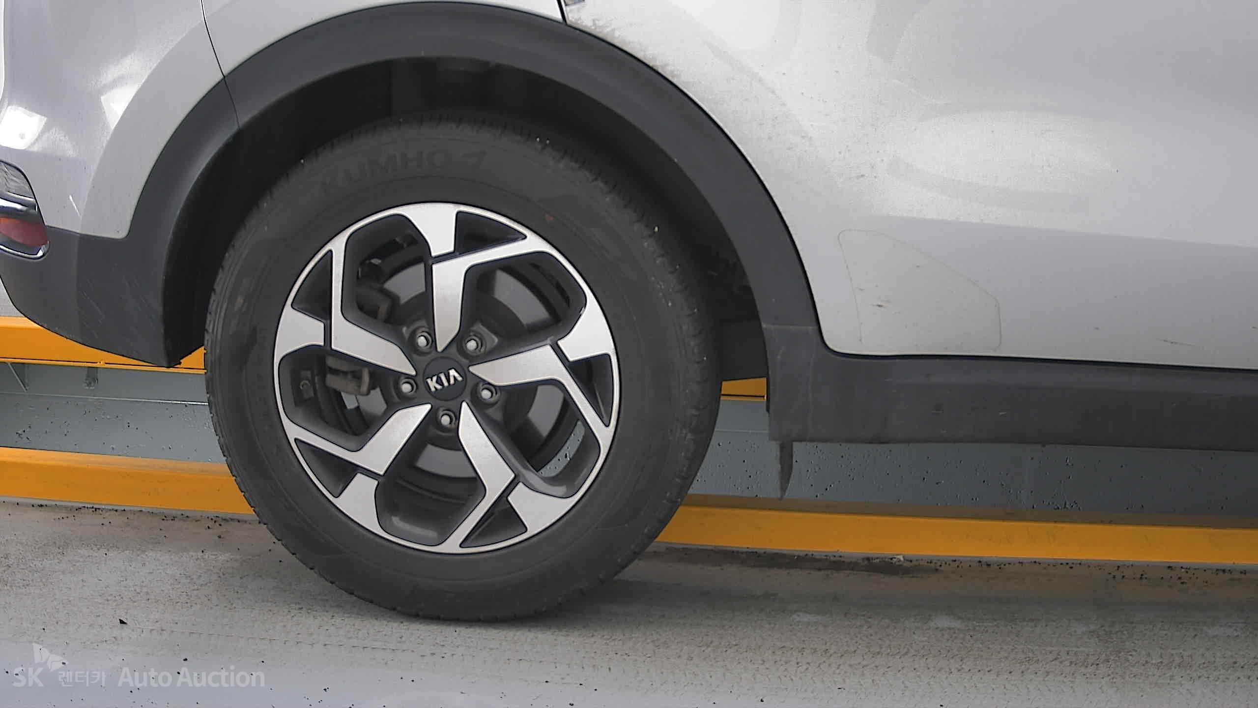 2022 - kia sportage
