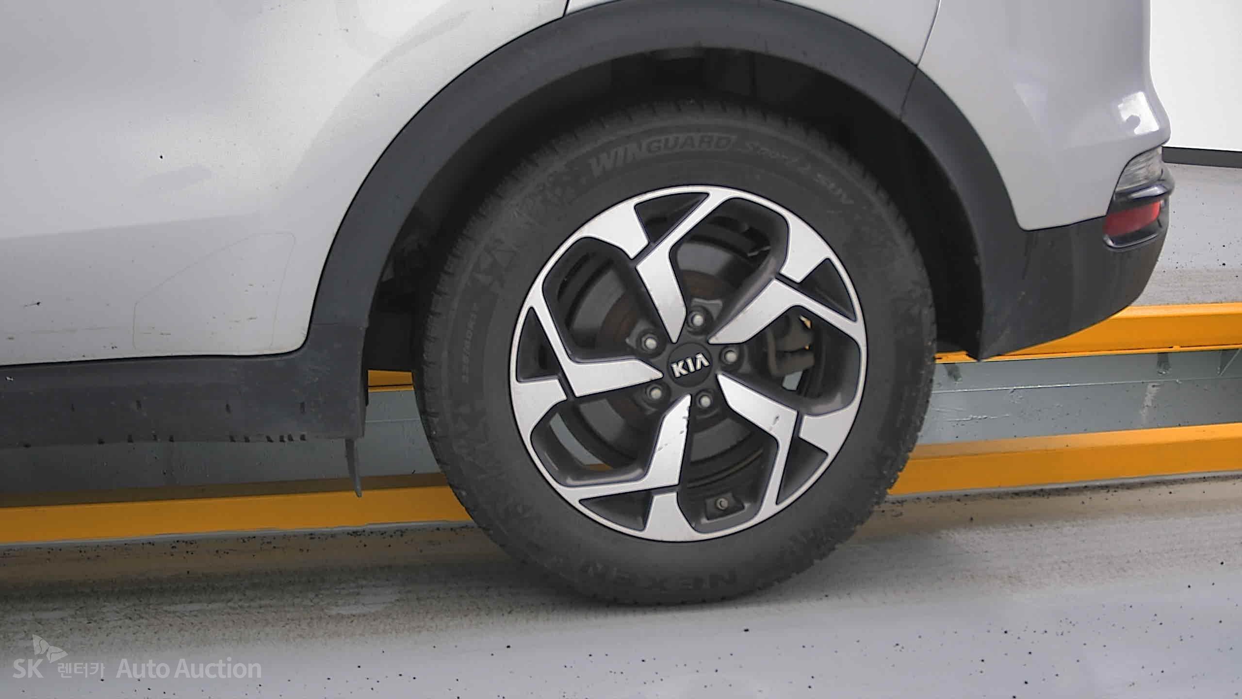 2022 - kia sportage