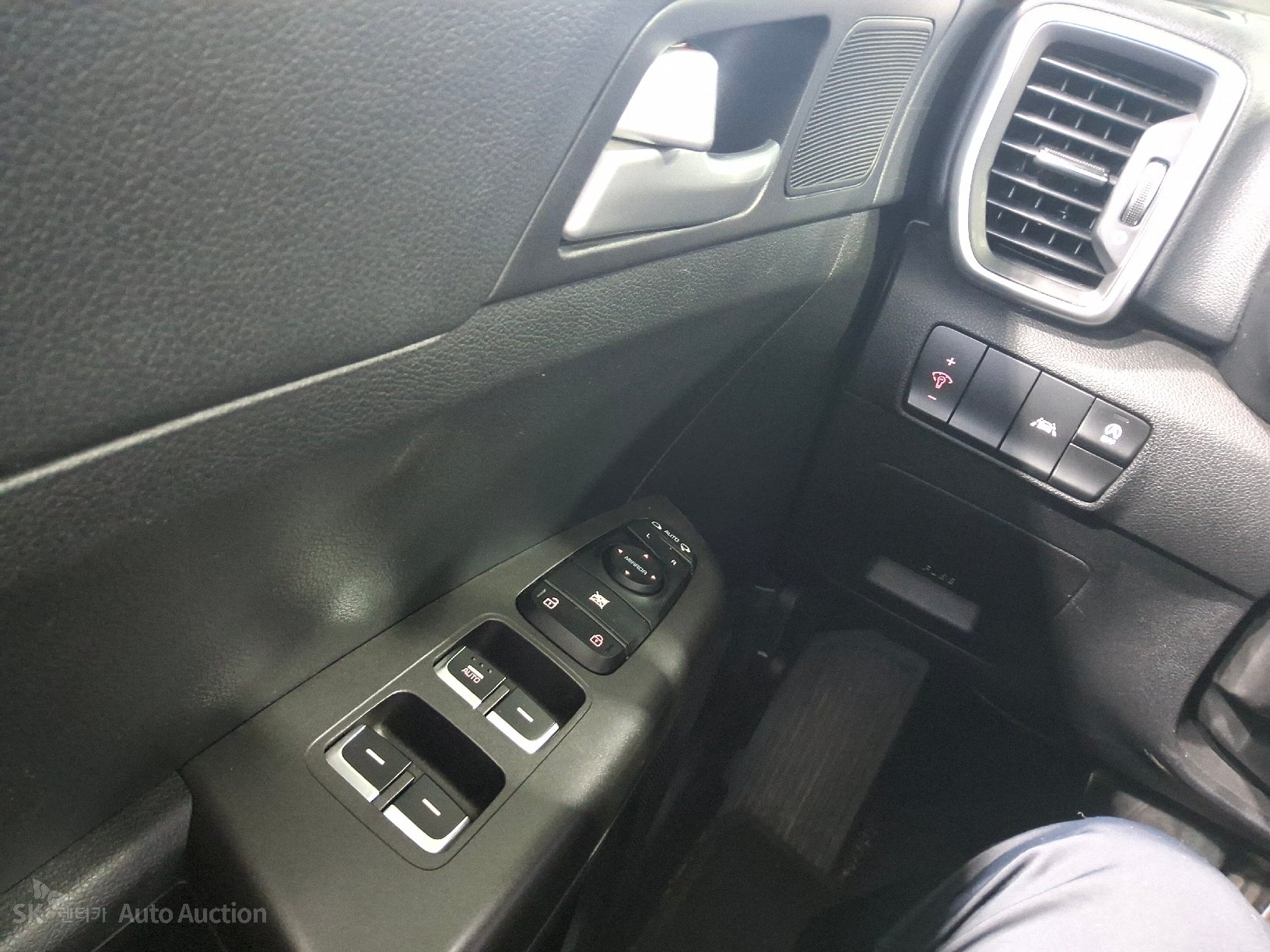 2022 - kia sportage