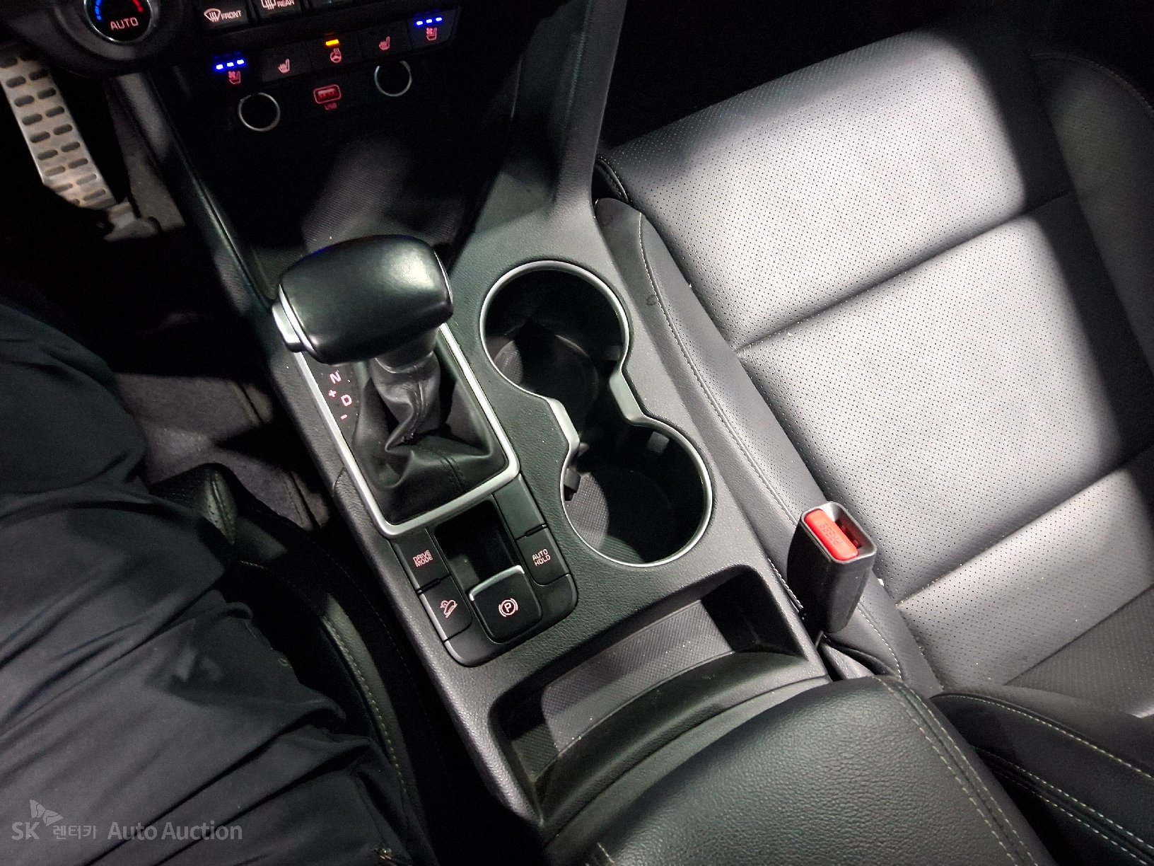2022 - kia sportage