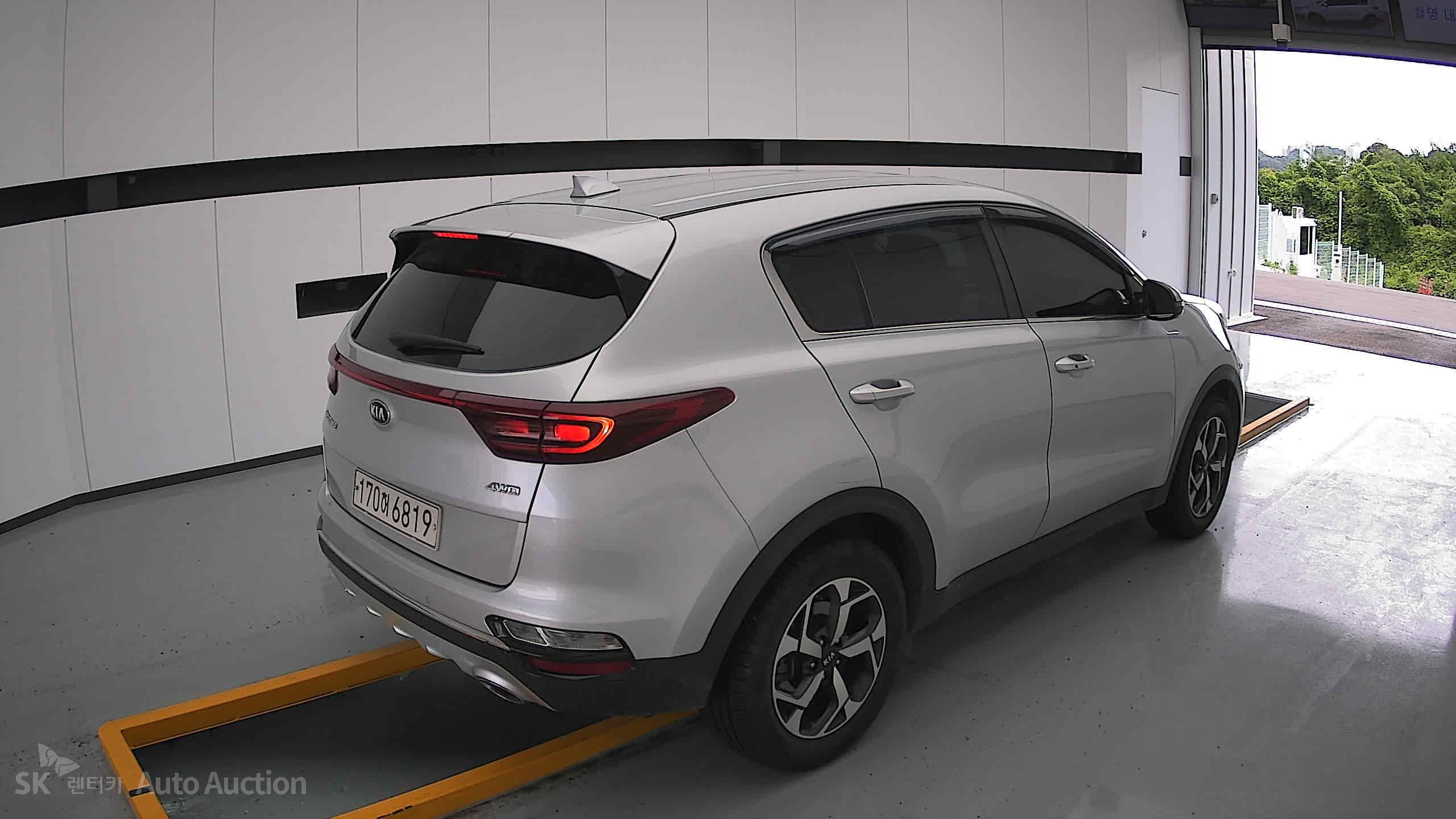 2022 - kia sportage