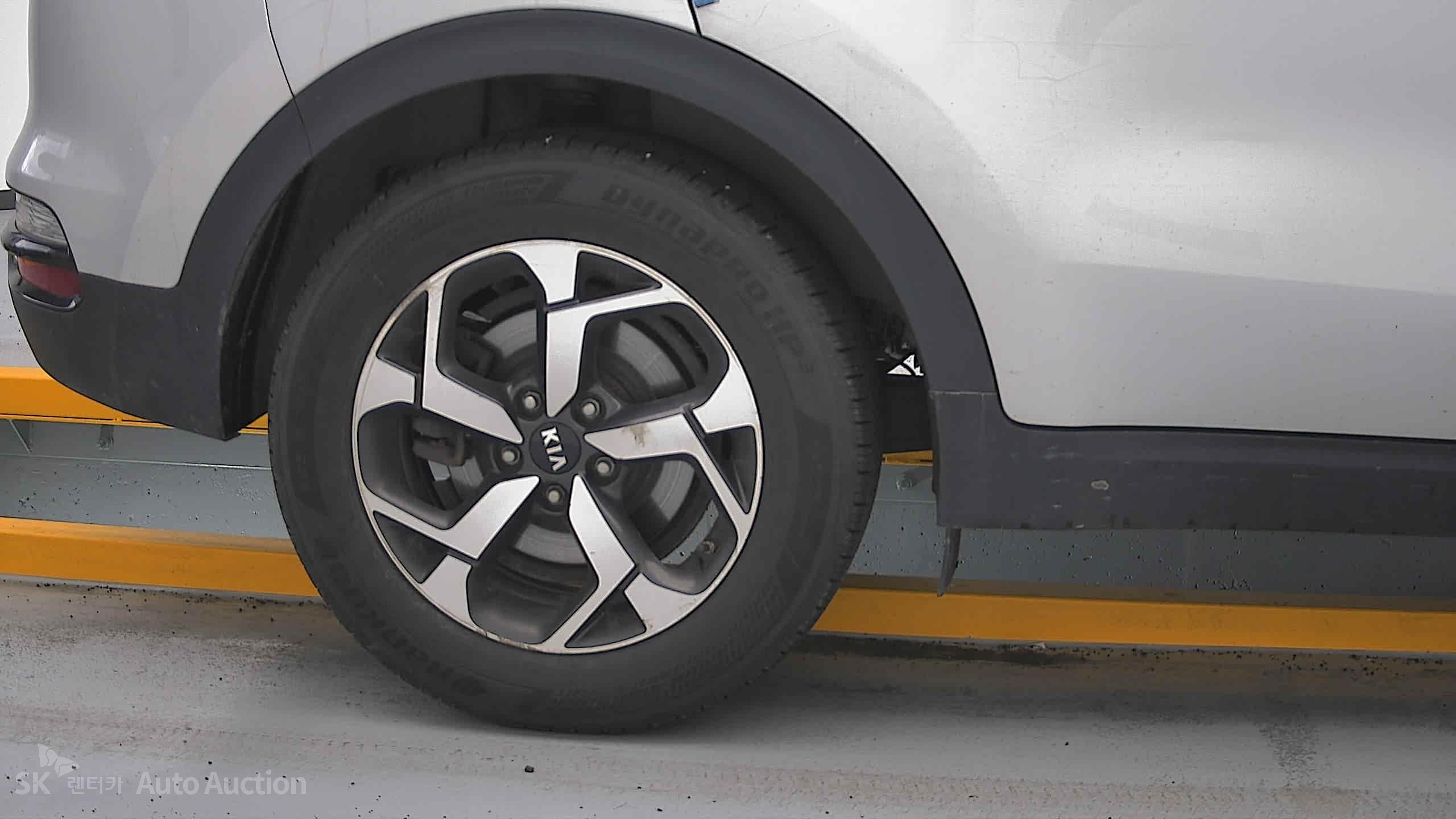 2022 - kia sportage