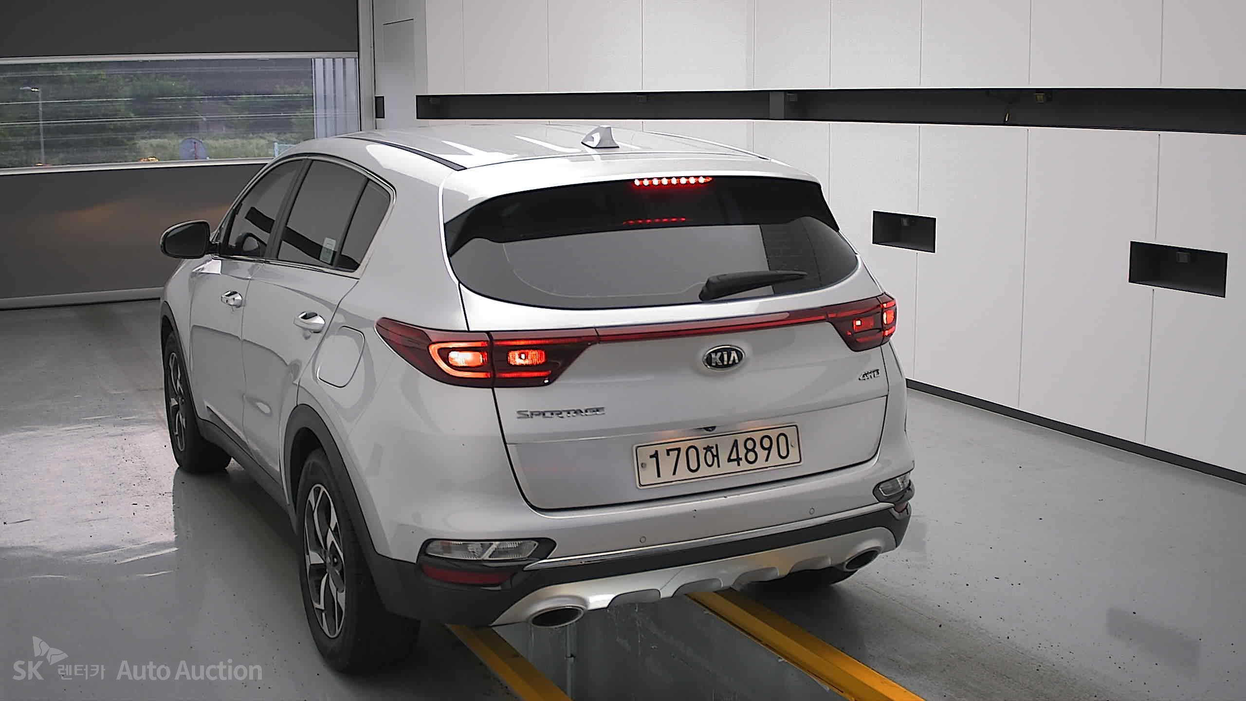 2022 - kia sportage