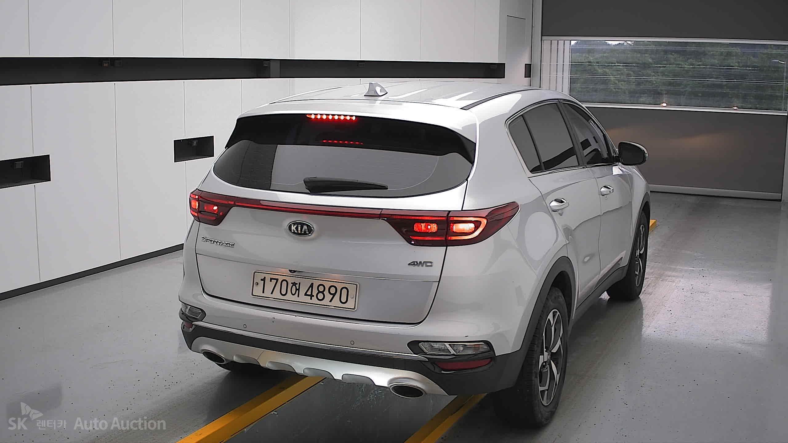 2022 - kia sportage