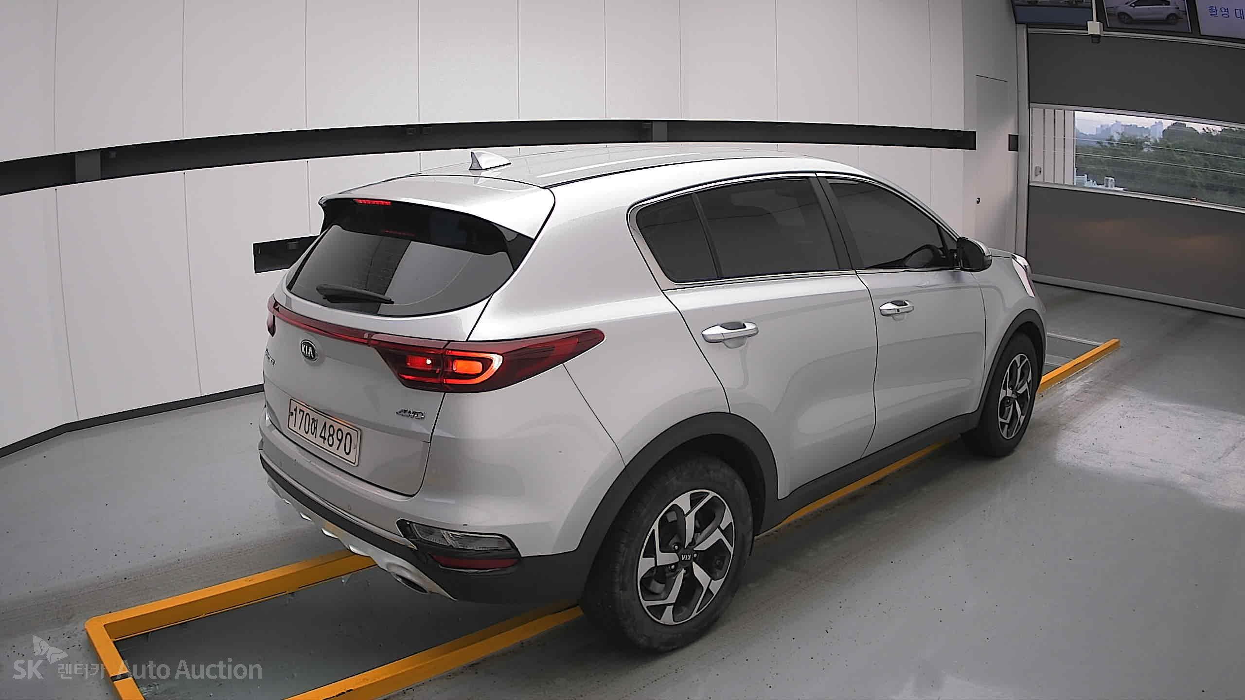 2022 - kia sportage