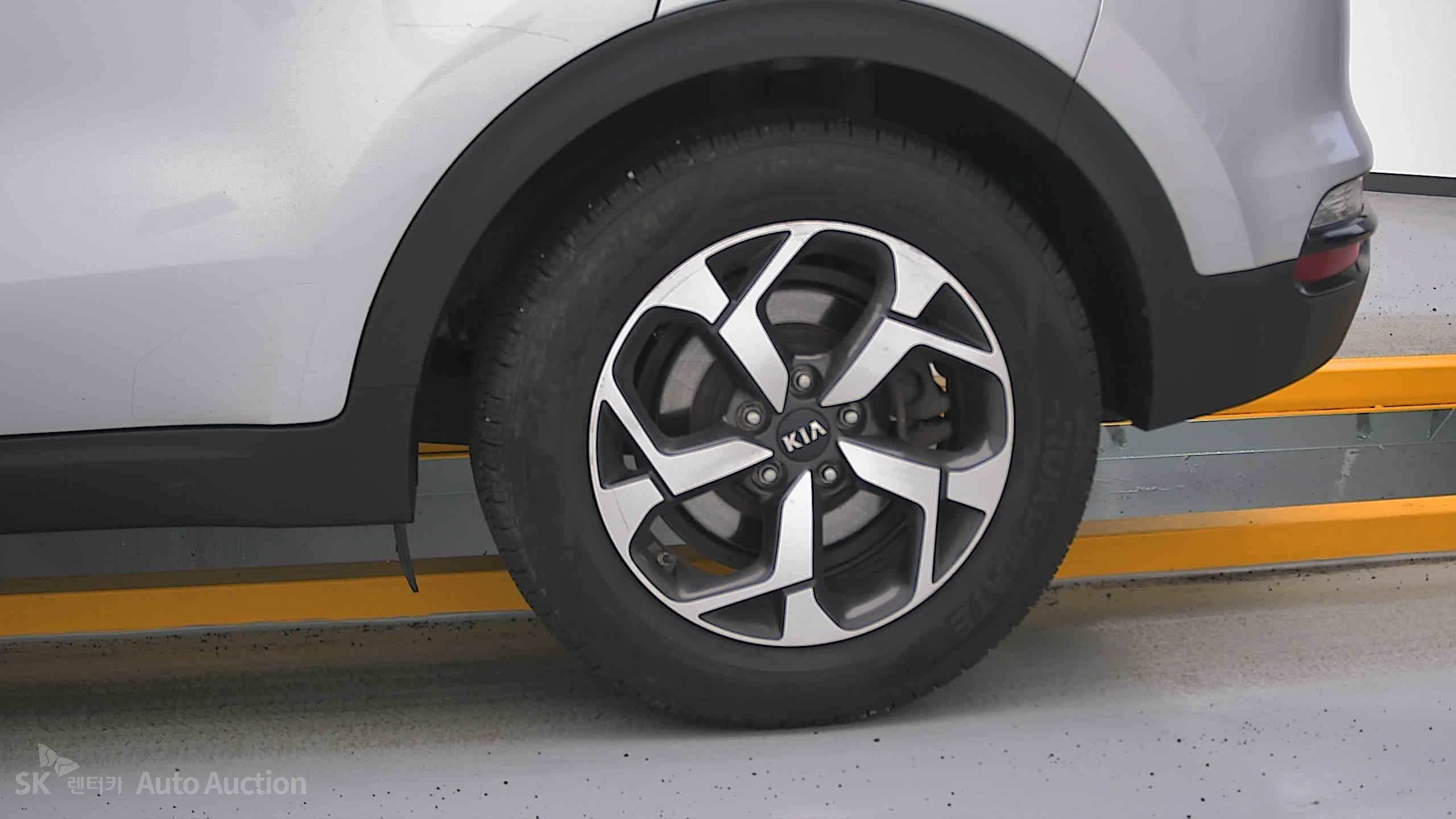 2022 - kia sportage