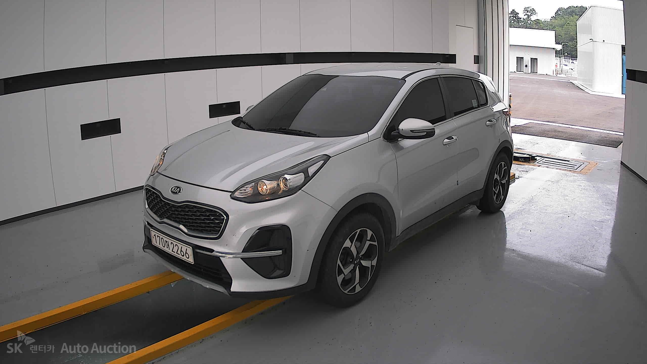 2022 - kia sportage