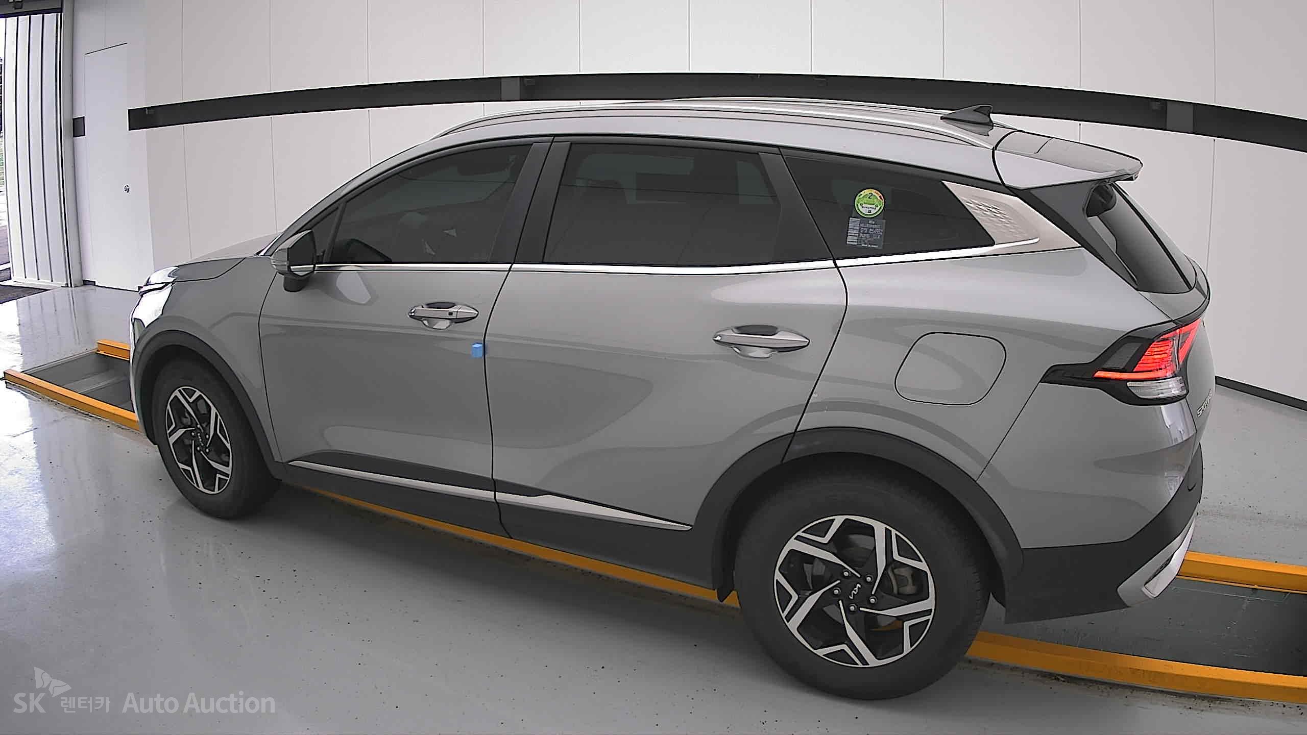 2022 - kia sportage
