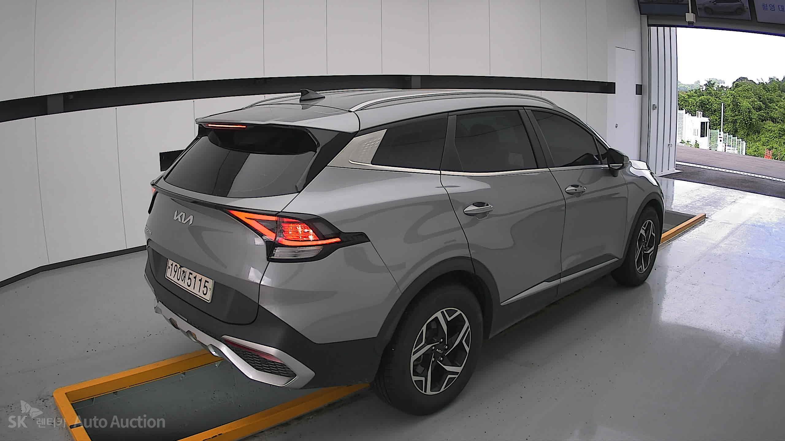2022 - kia sportage
