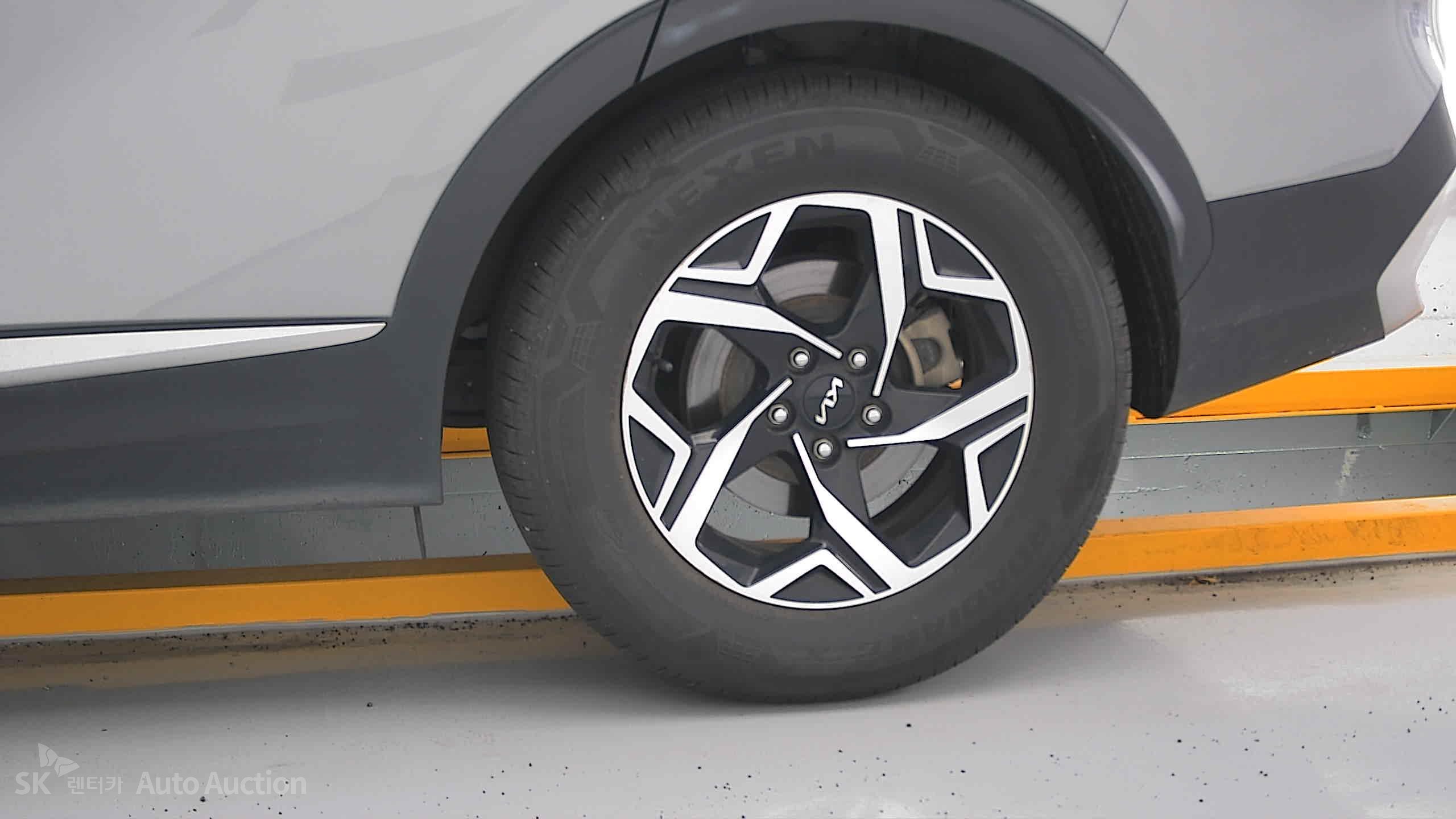 2022 - kia sportage