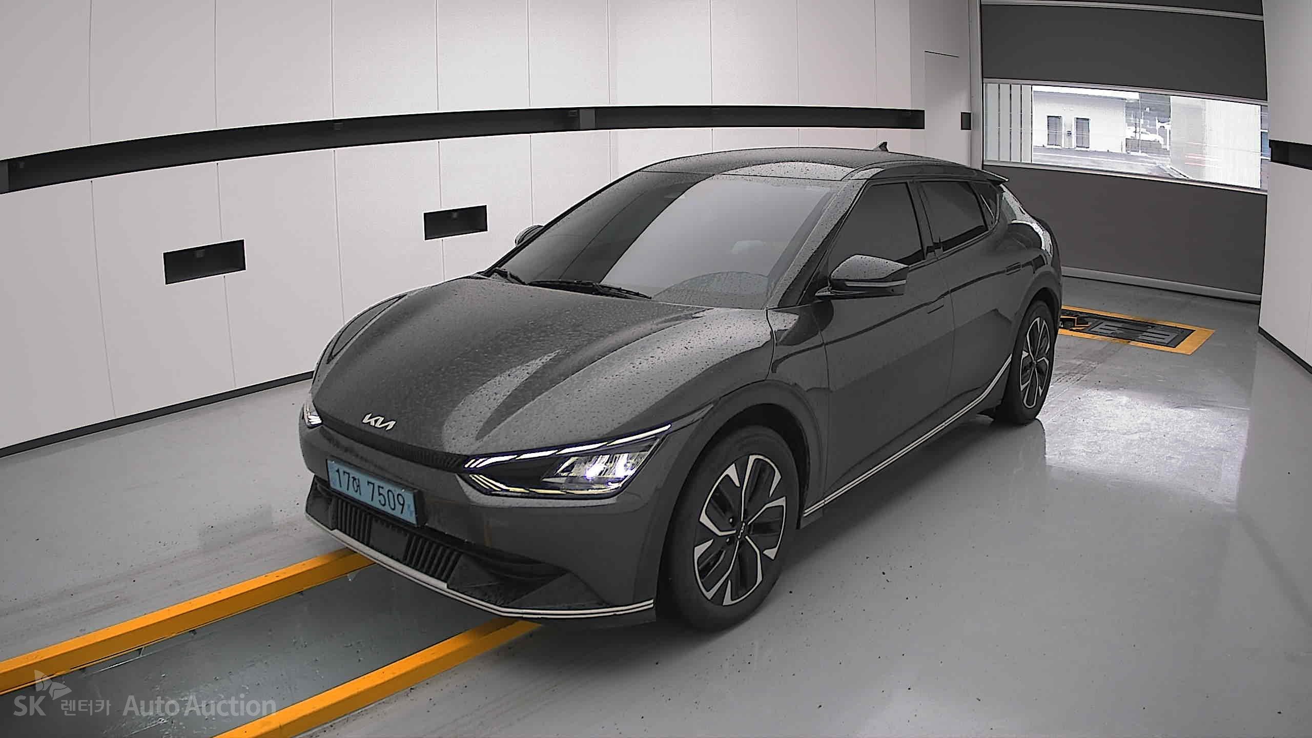 2022 - kia ev6