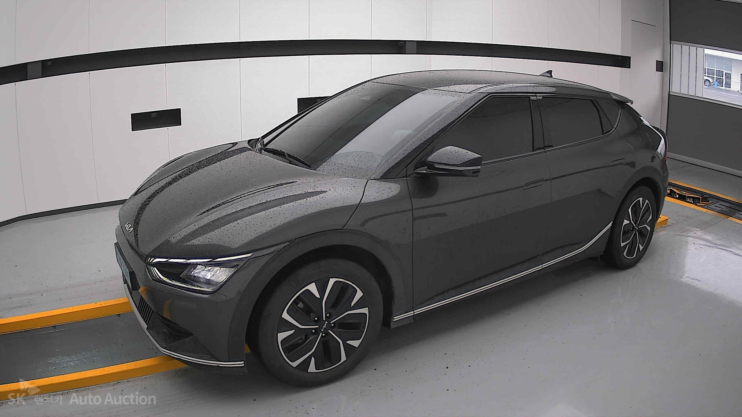 2022 - kia ev6