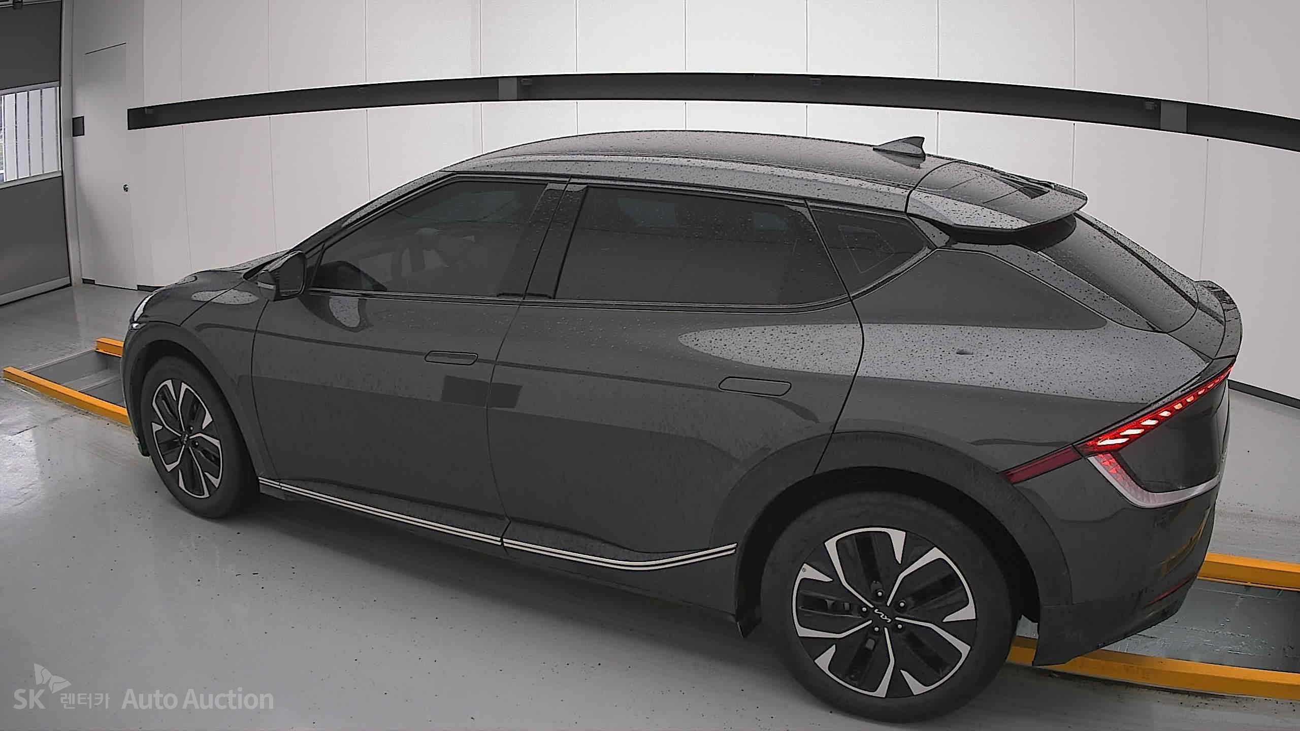 2022 - kia ev6