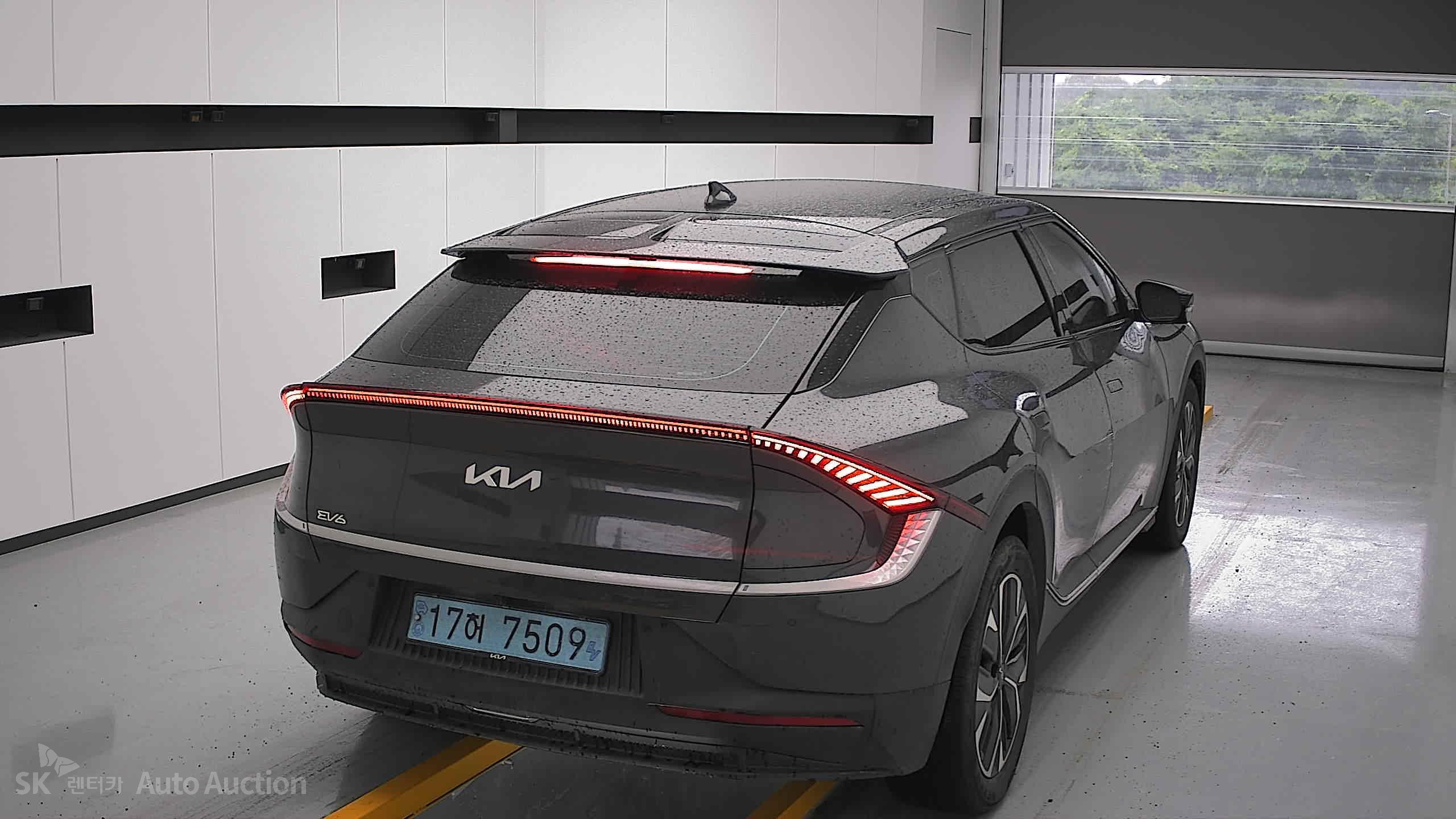 2022 - kia ev6