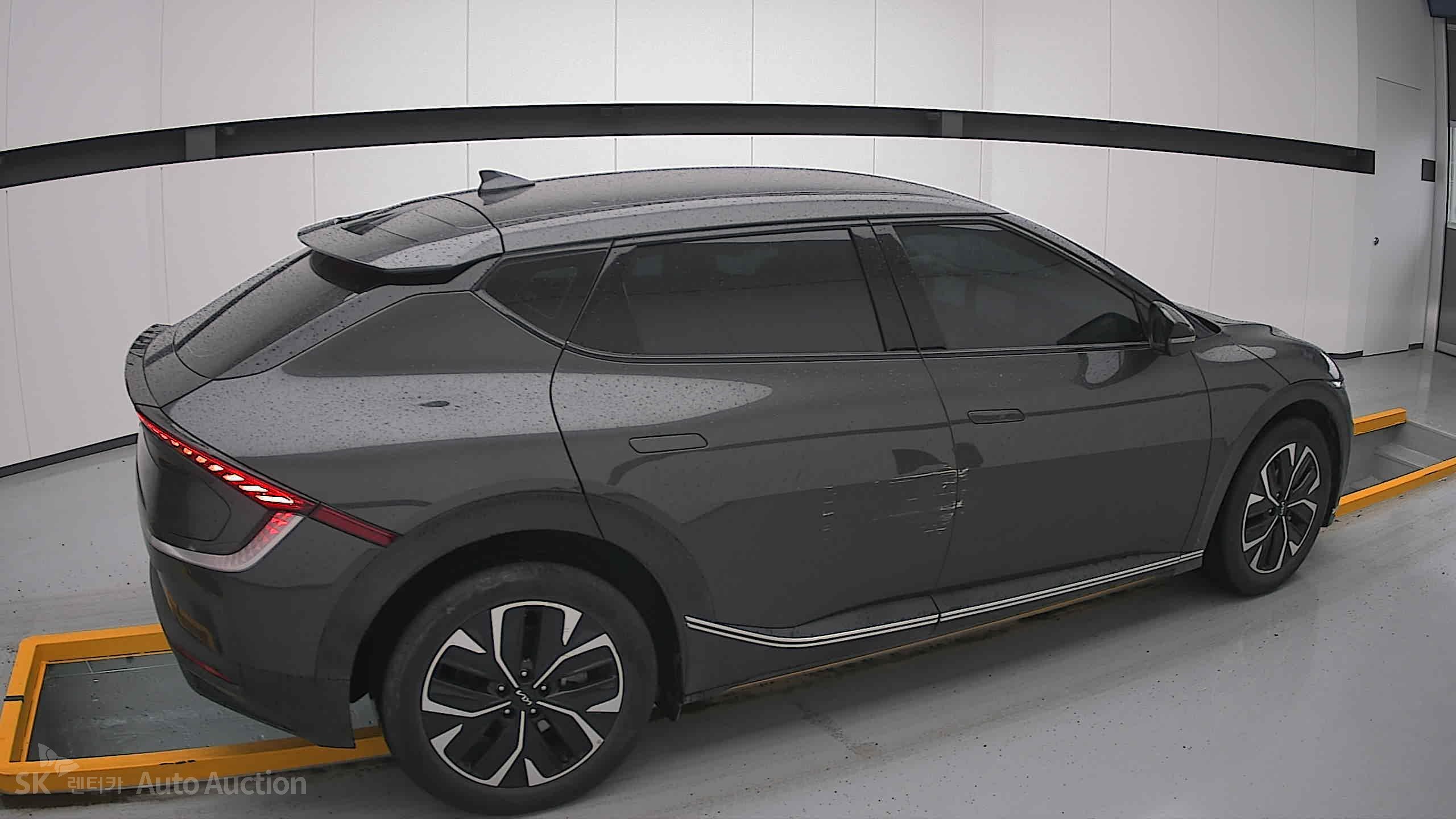 2022 - kia ev6