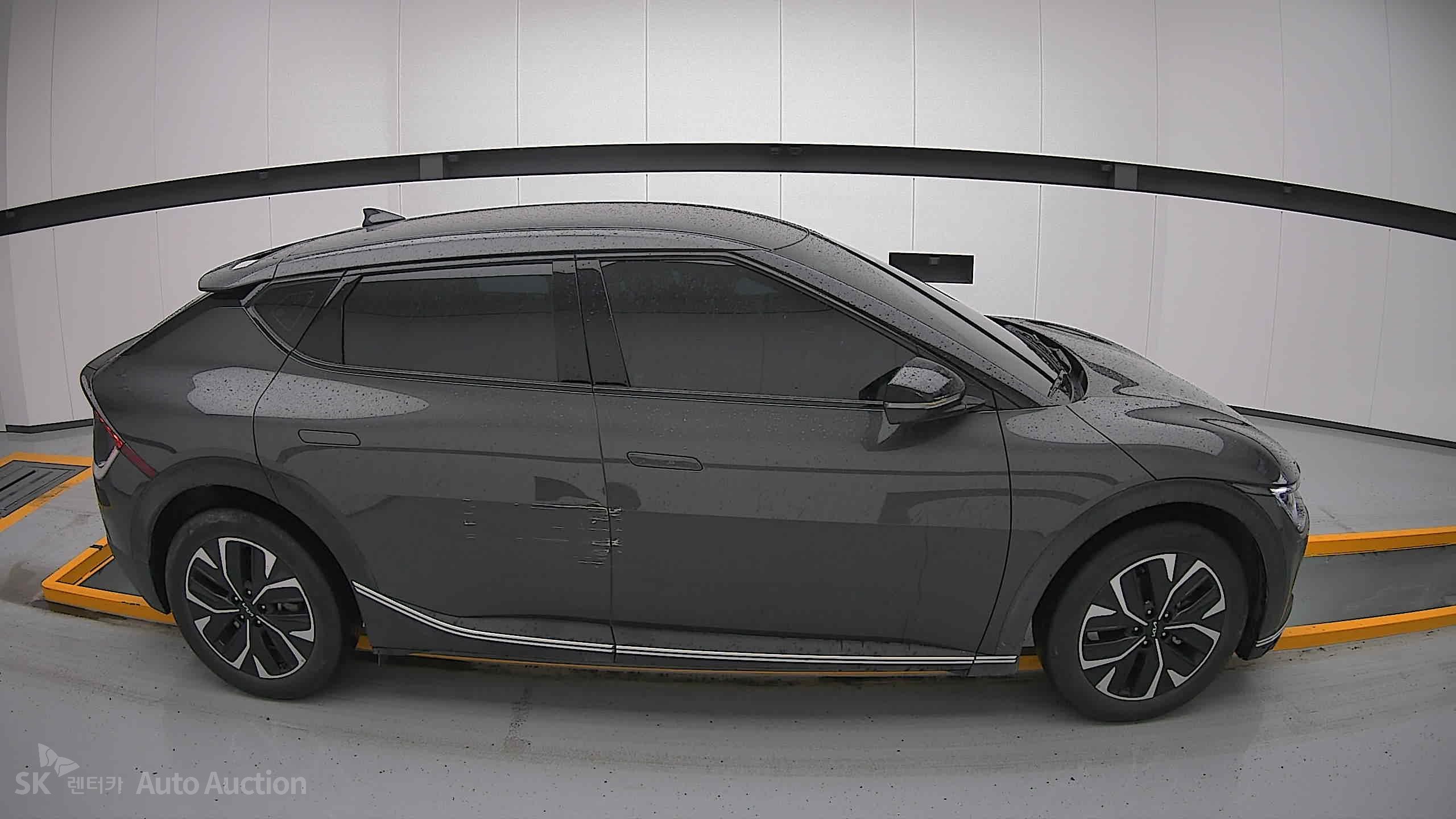 2022 - kia ev6
