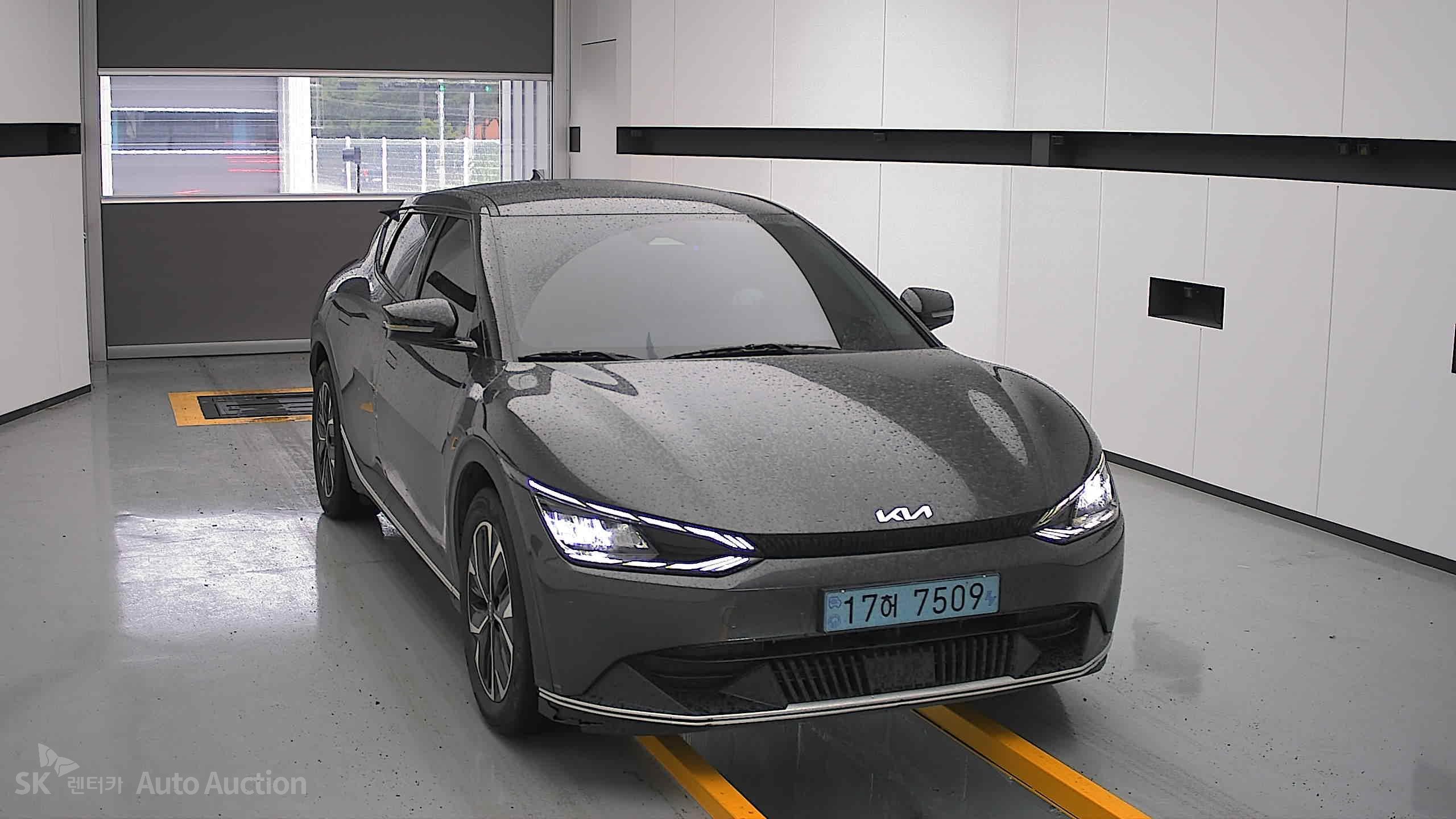 2022 - kia ev6