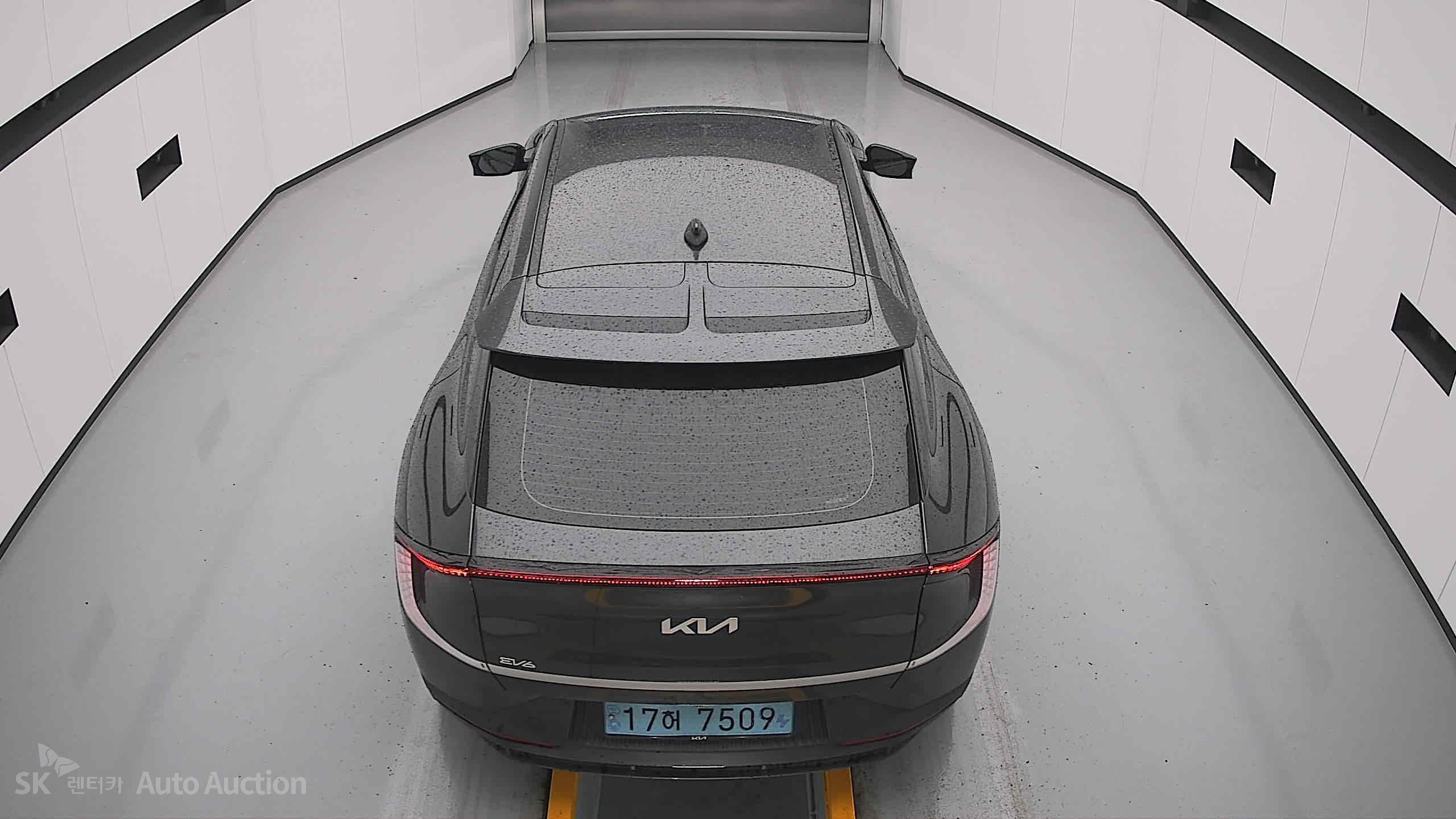 2022 - kia ev6