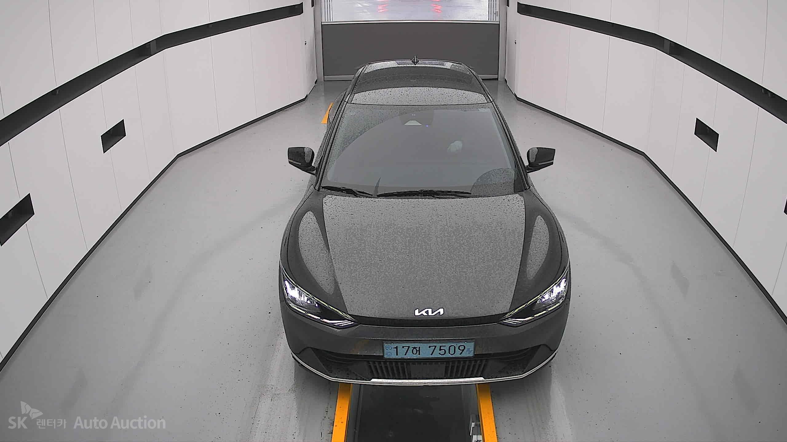 2022 - kia ev6