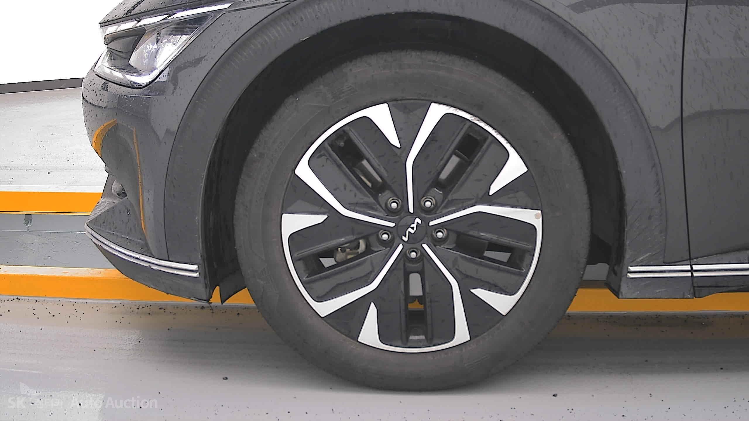 2022 - kia ev6
