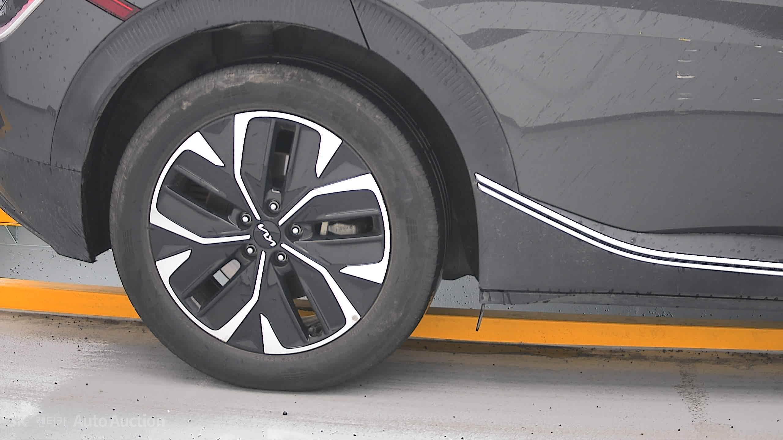 2022 - kia ev6
