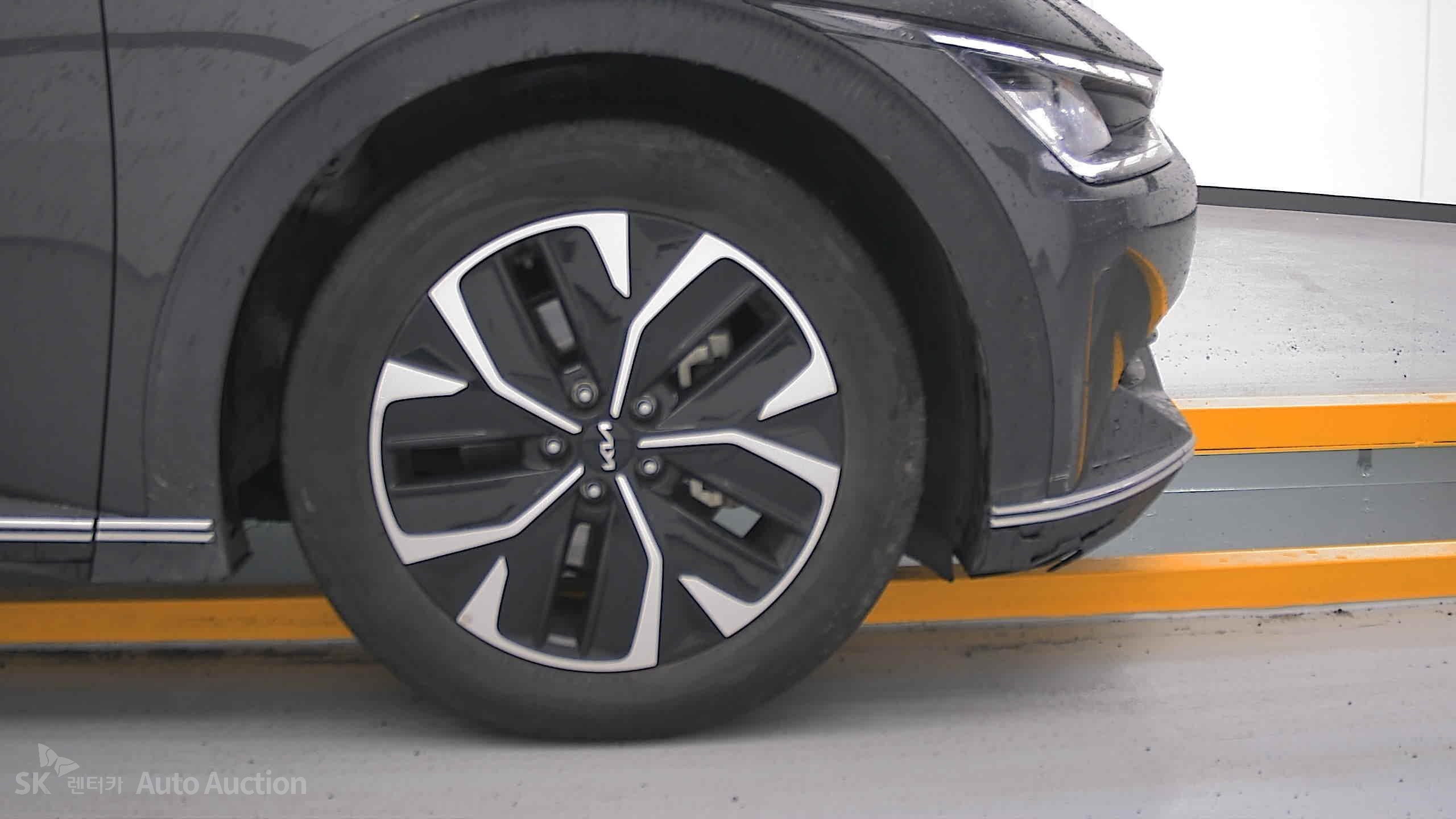 2022 - kia ev6