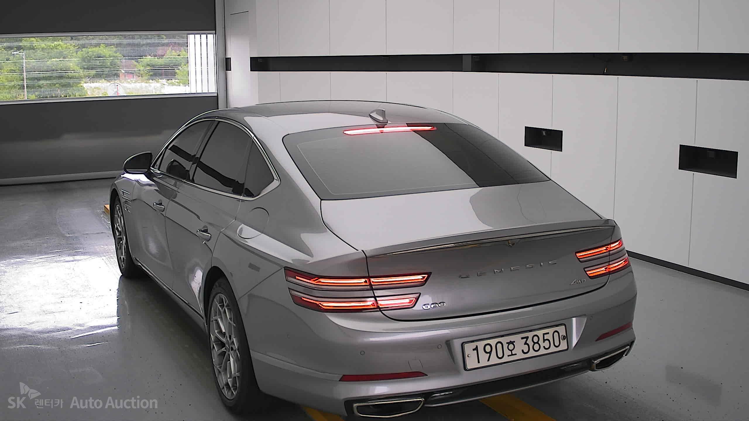 2022 - genesis g80