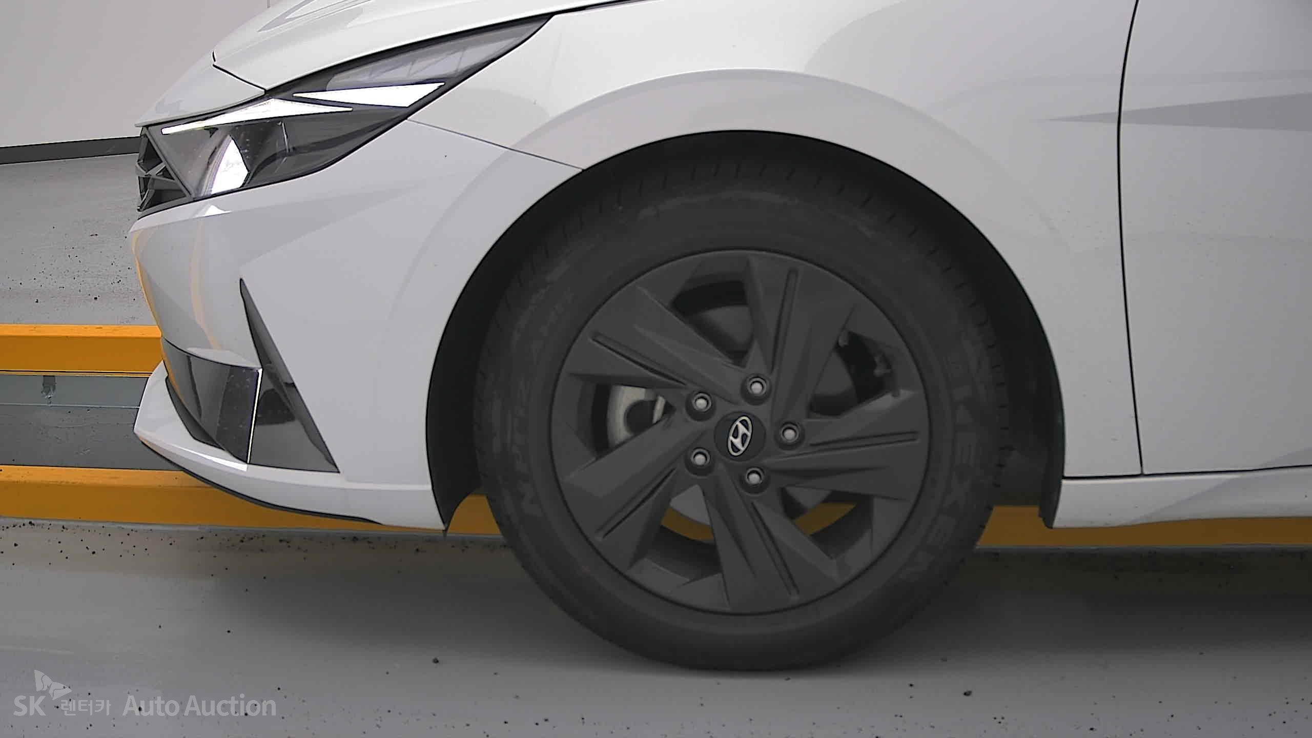 2023 - hyundai avante