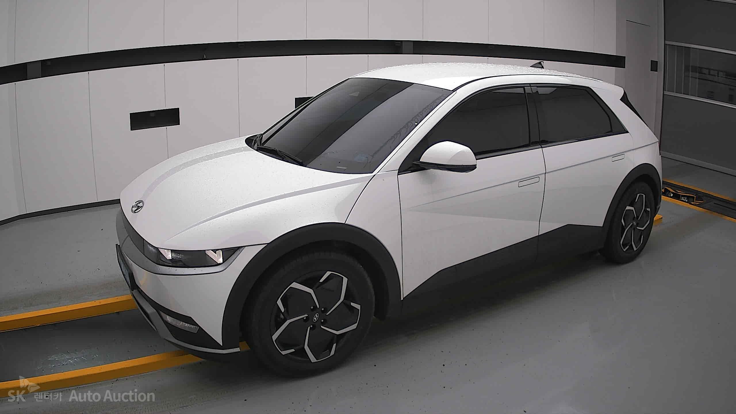 2022 - hyundai ioniq