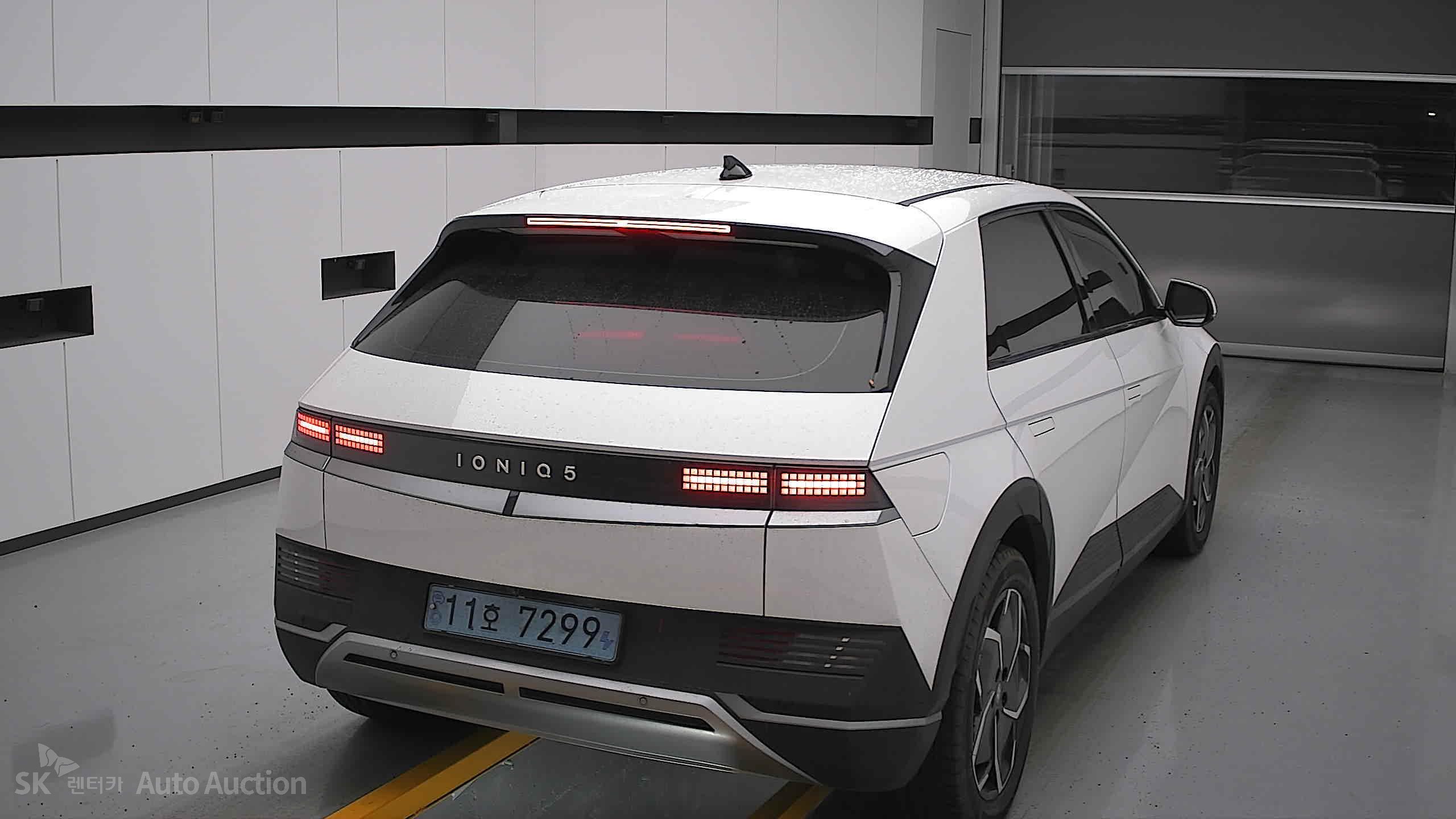 2022 - hyundai ioniq