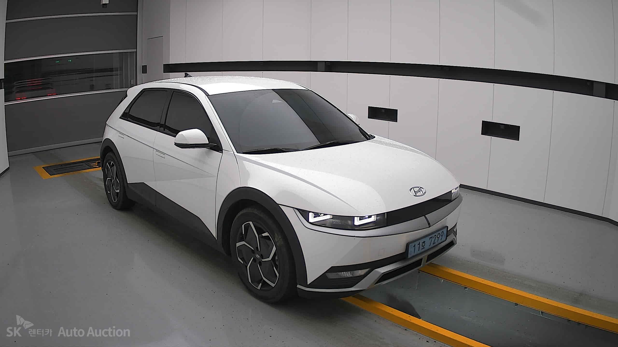 2022 - hyundai ioniq